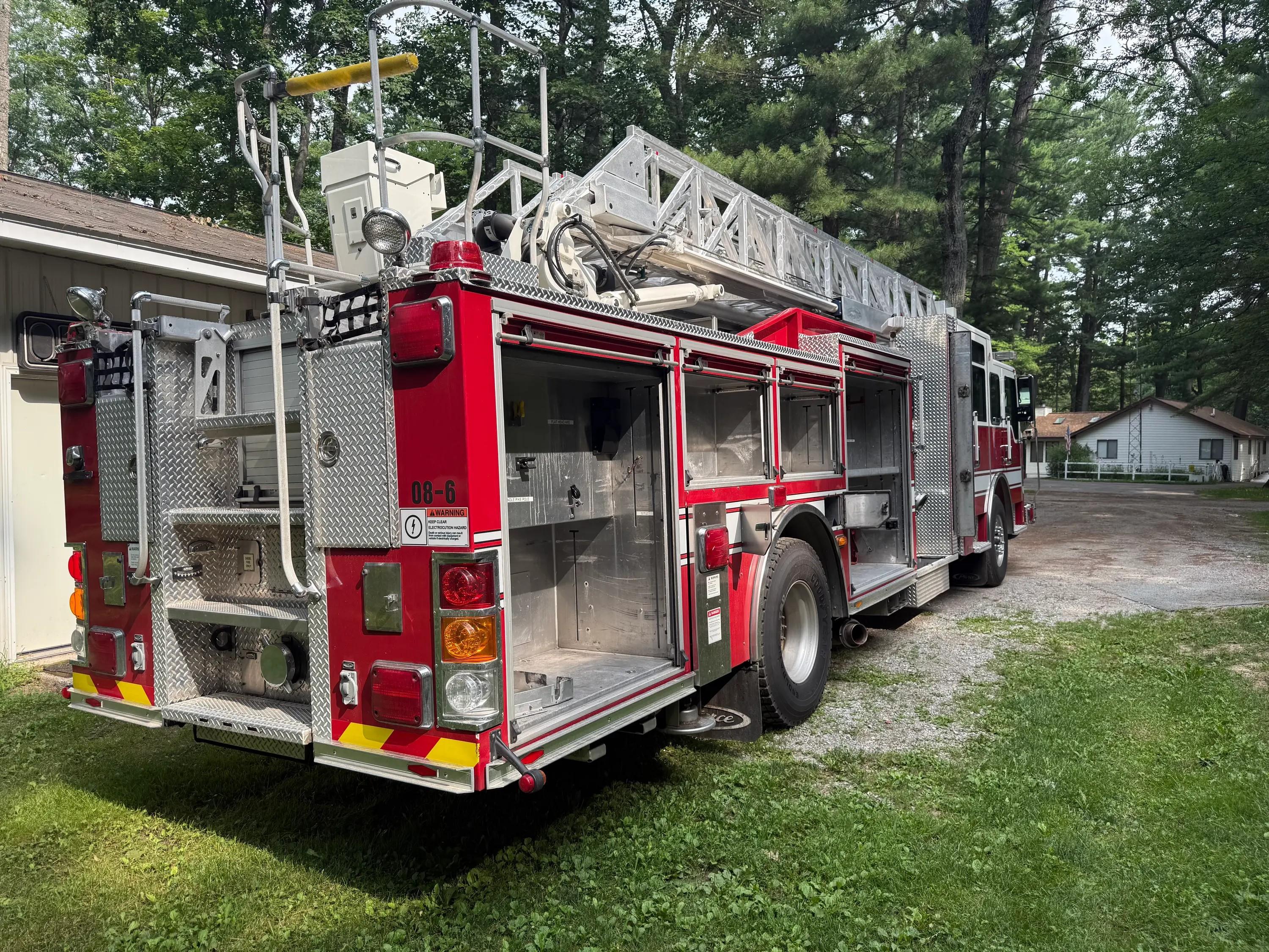 2021 Refurb/2008 Pierce Impel 75' Quint 1500/500 - image 14