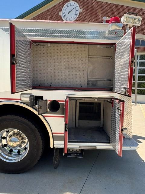 2010 Pierce Arrow XT Pumper - image 11