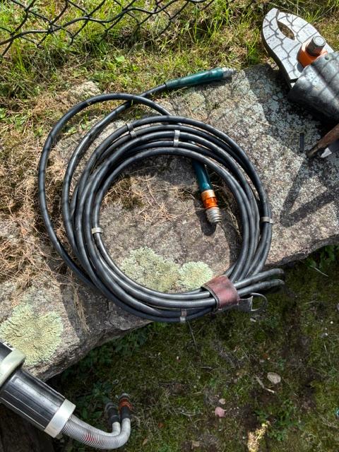Holmatro hydraulic tools and pump - image 6