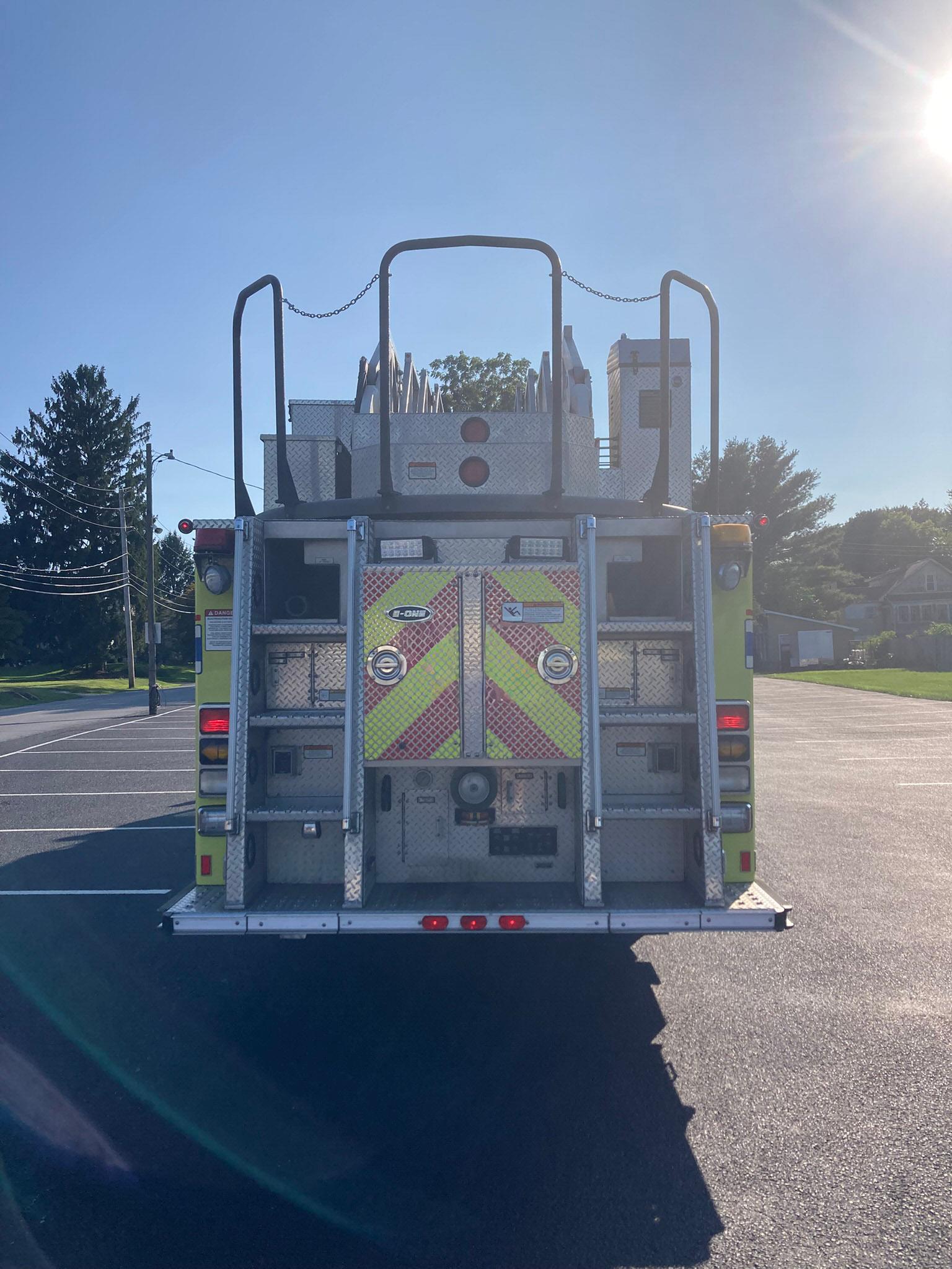 2002 E-One Cyclone HP100 100' Quint - image 15