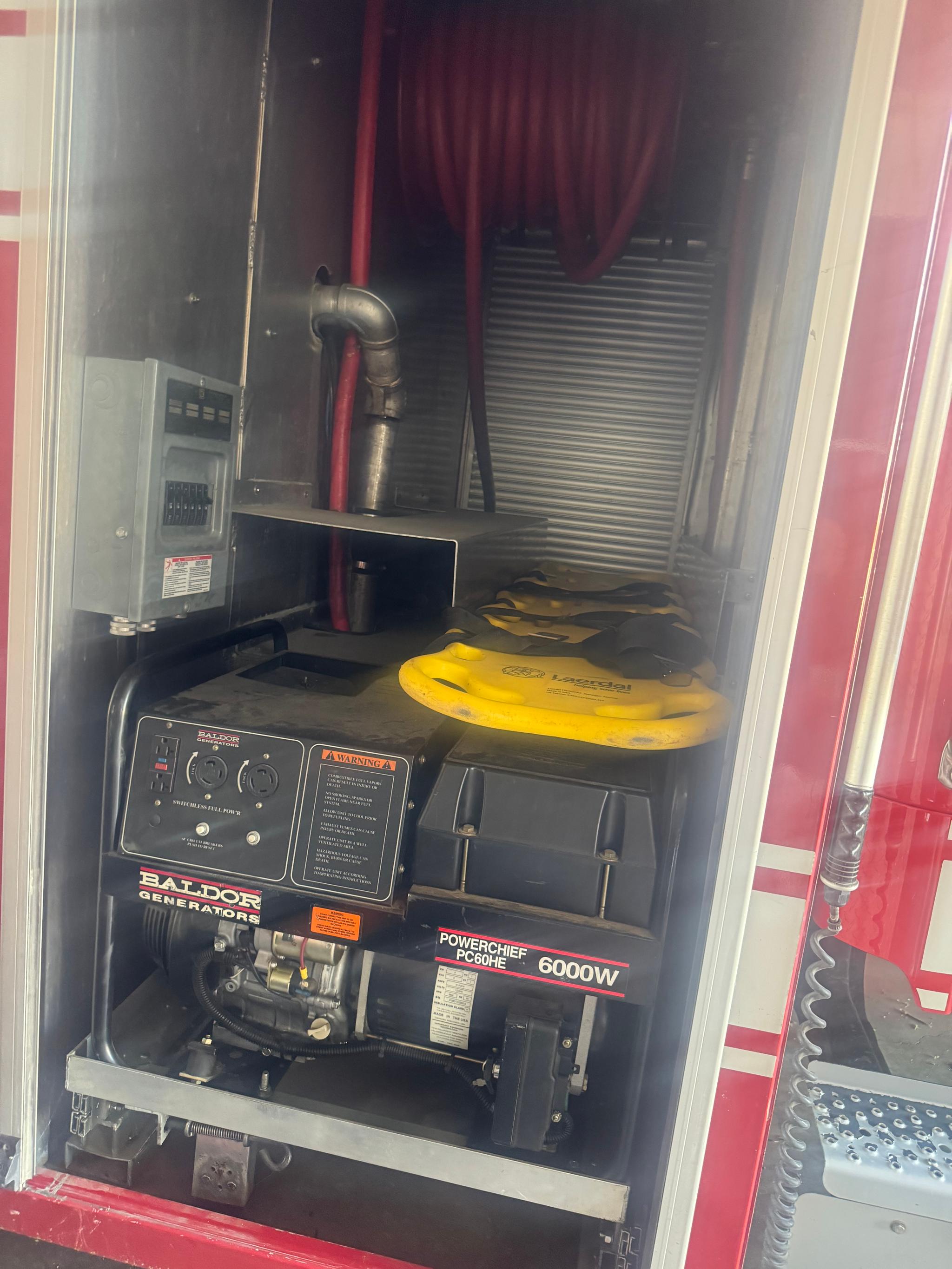 2005 Freightliner Light Rescue - image 2