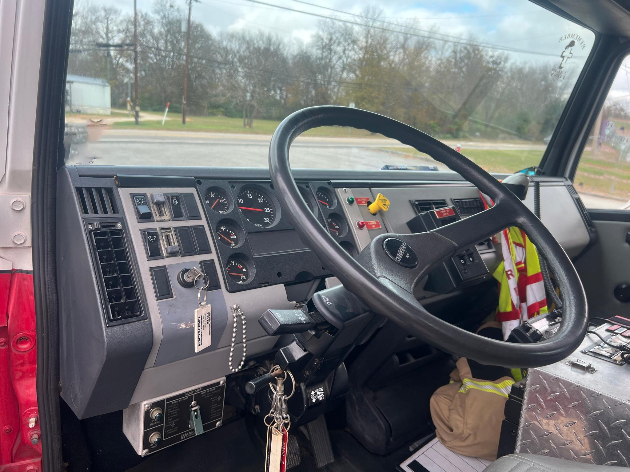 1996 Ferrara Freightliner Pumper - image 5