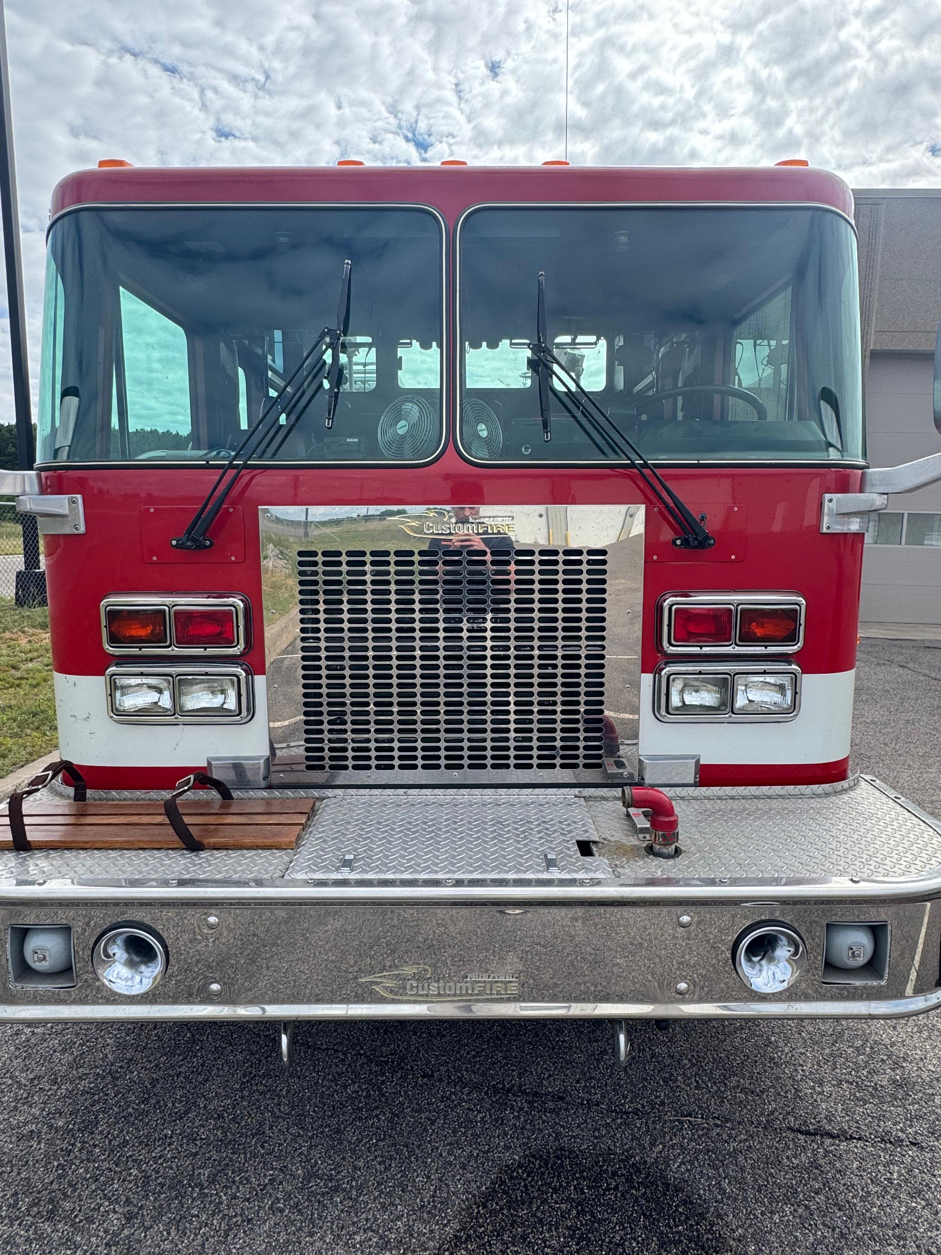 1992 Custom Fire Spartan Pumper - image 2
