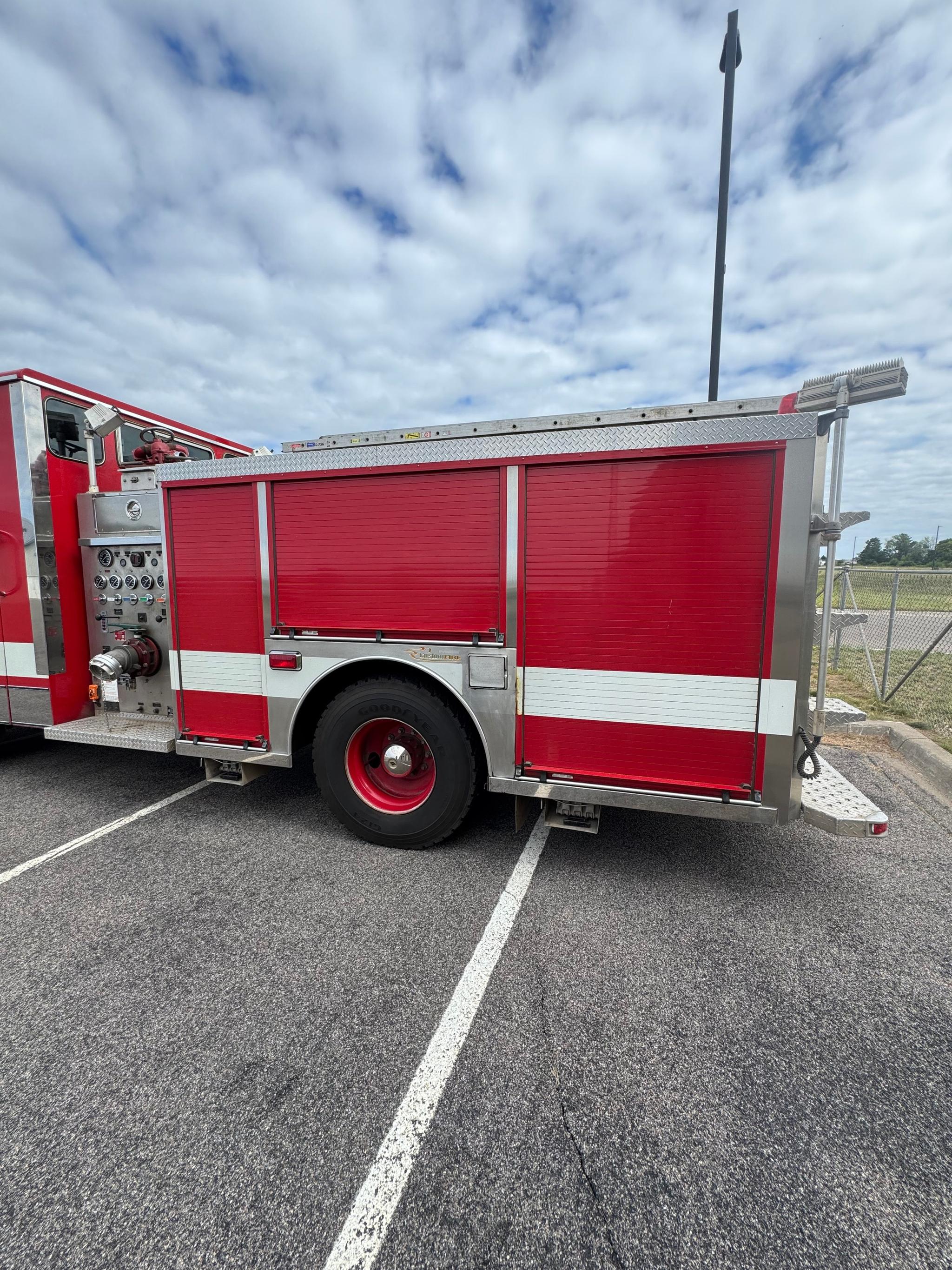 1992 Custom Fire Spartan Pumper - image 5