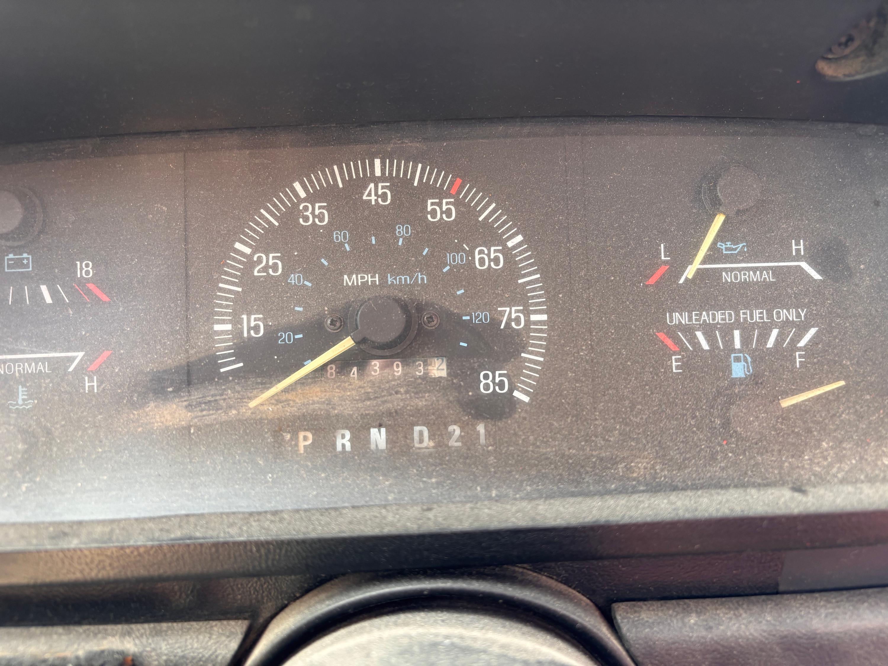 1988 Ford F-350 Gas Service Truck - image 13