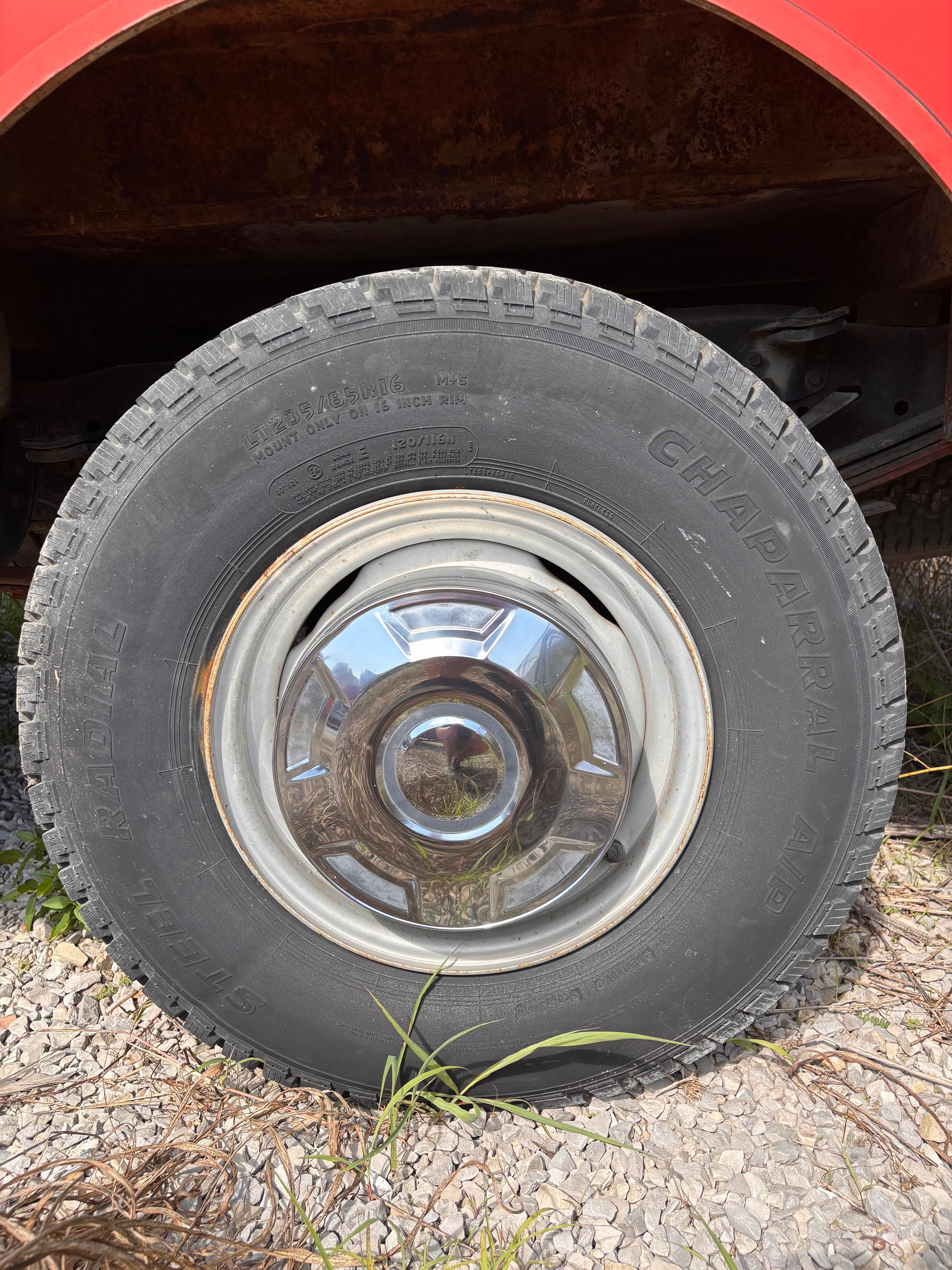 1988 Ford F-350 Gas Service Truck - image 26