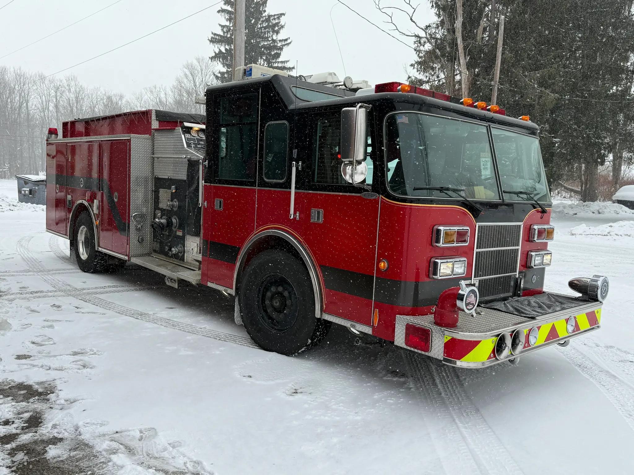 2000 Pierce Saber 1500/1000 - image 3