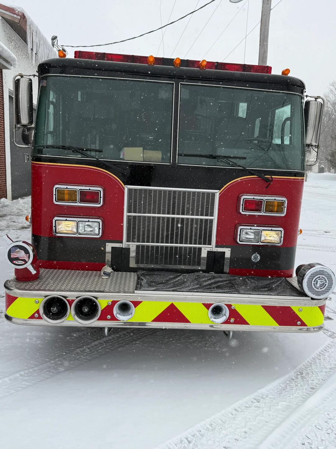 2000 Pierce Saber 1000/1500