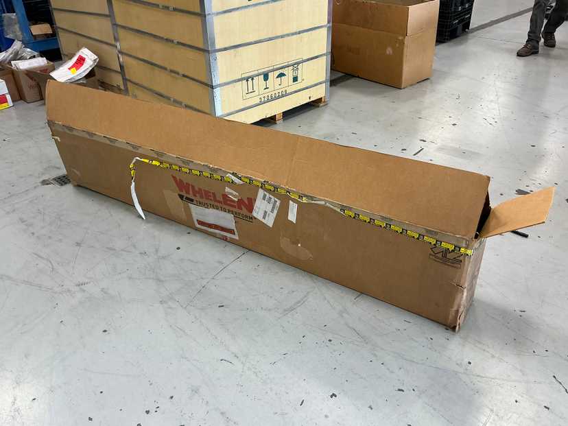 Whelen 81" Freedom IV LED Lightbar, NFPA, GTT Opticom, New Surplus — photo 7