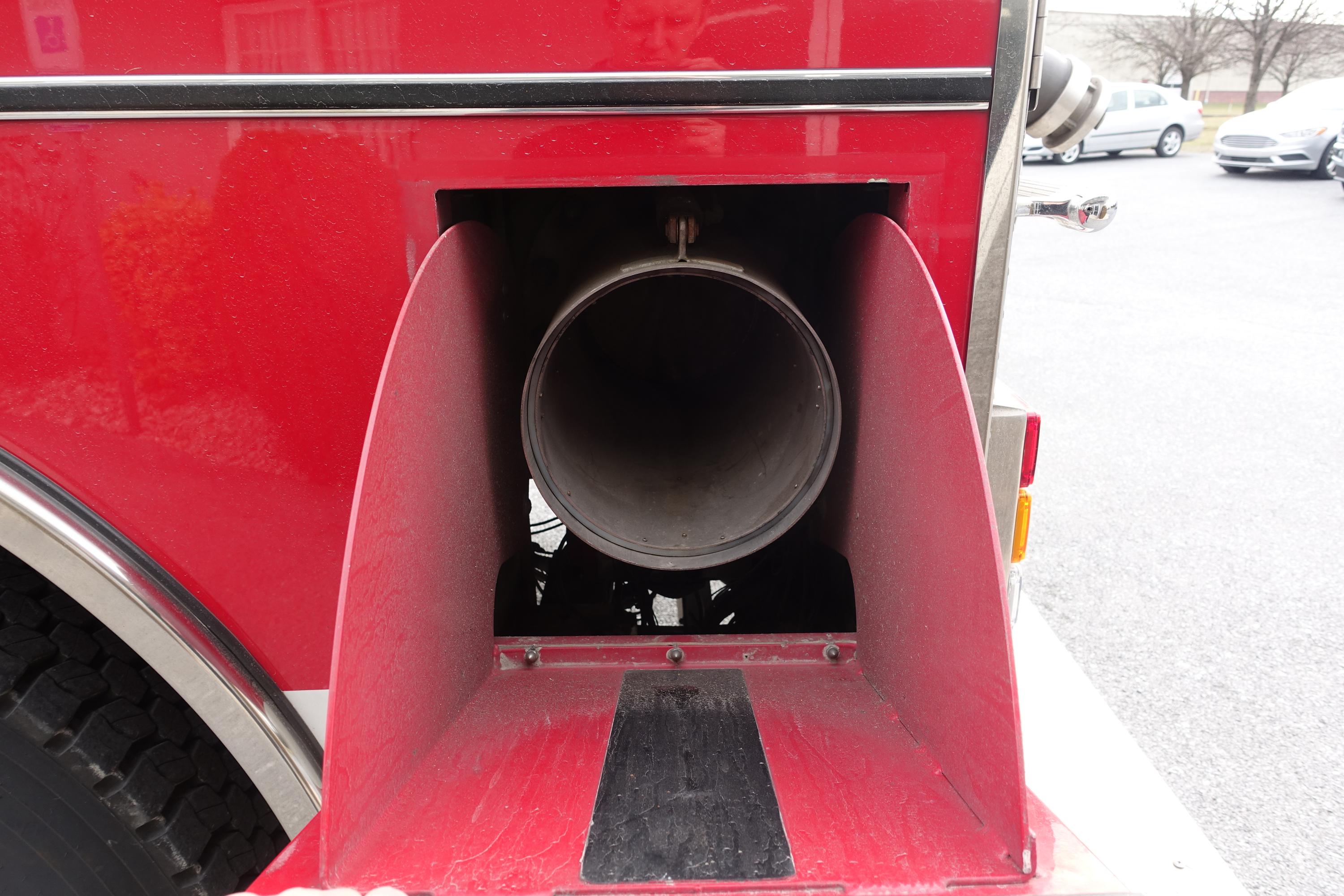2005 Pierce Pumper Tanker - image 7