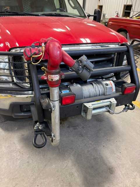 2003 E-One Ford 4x4 Pumper — photo 5