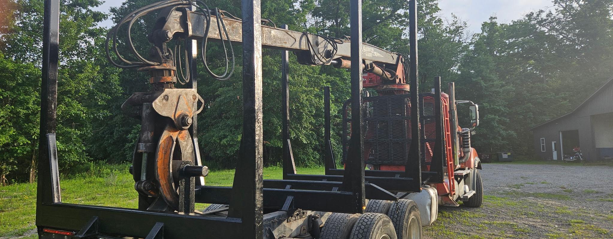 2016 Mack Titan Log Truck with Serco 8500 Log loader - image 2