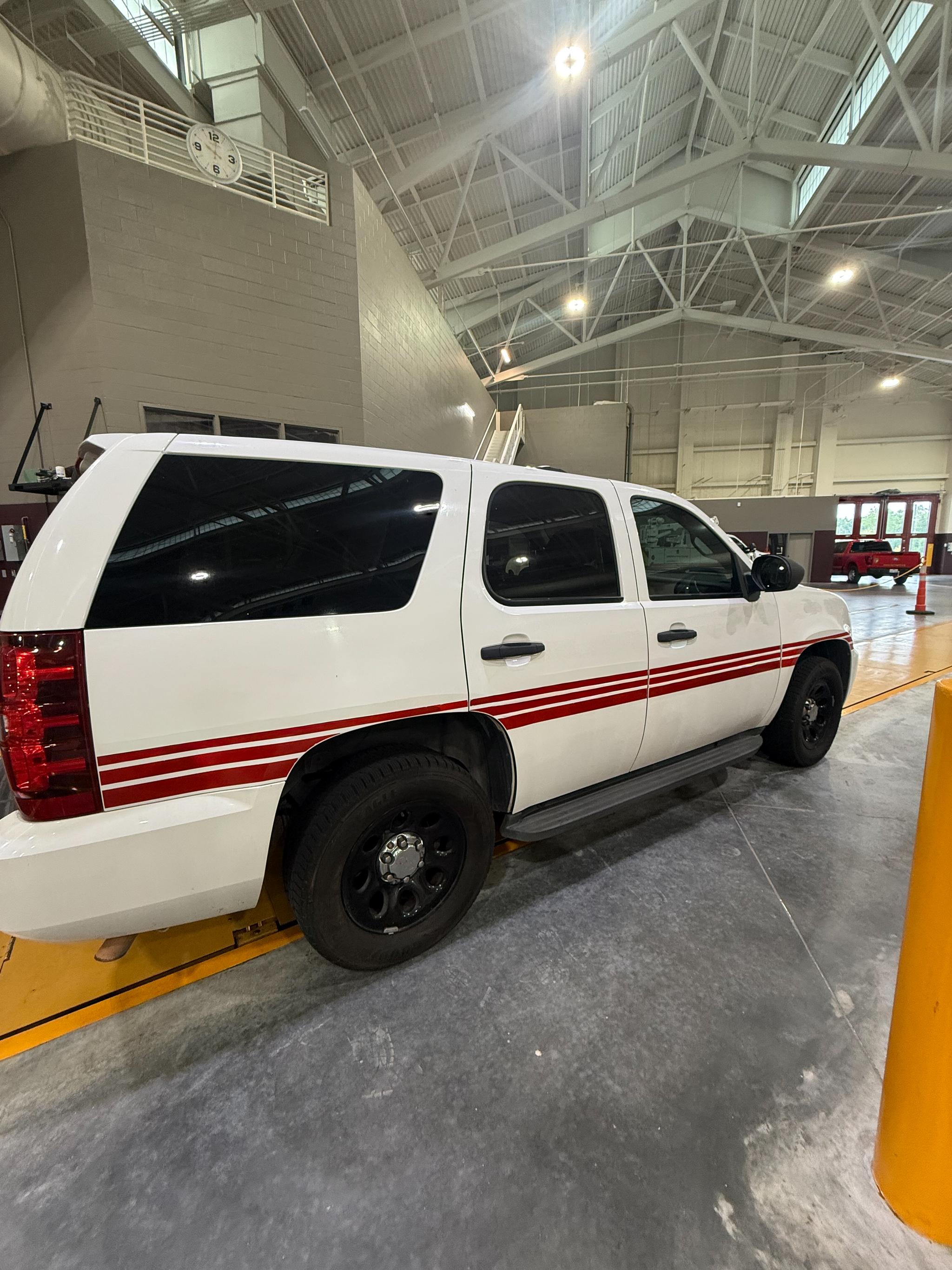 2013 Chevrolet Tahoe Command Unit - image 4
