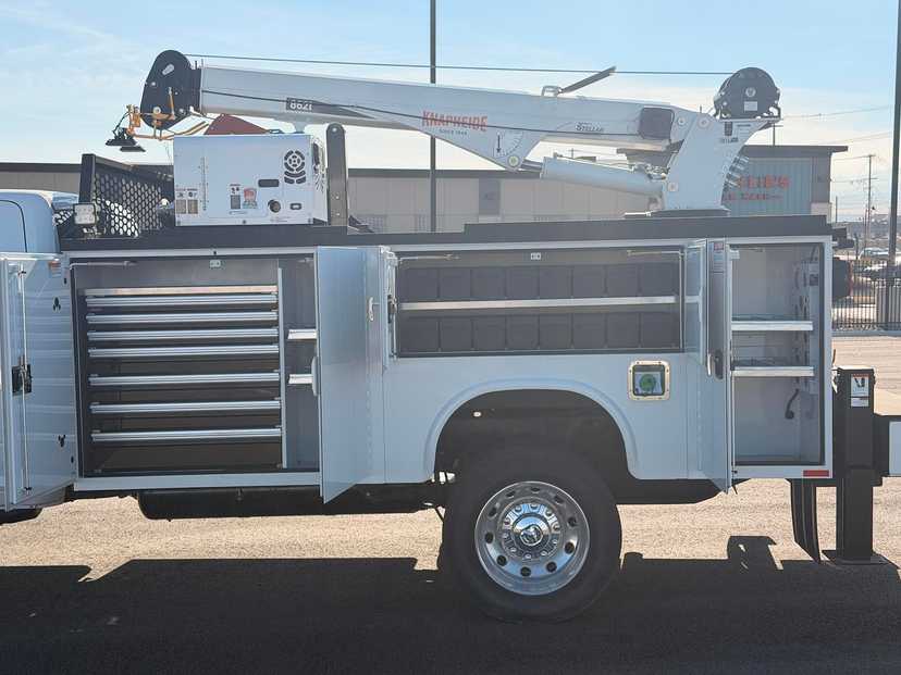 2024 Ram 5500 Crew Cab DRW 4x4 Knapheide Crane Body Stellar Crane — photo 6