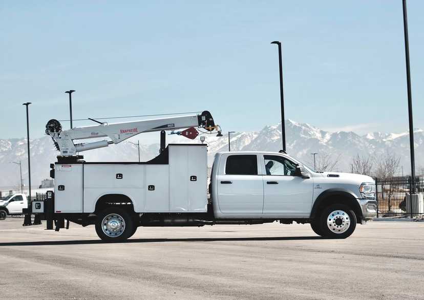 2024 Ram 5500 Crew Cab DRW 4x4 Knapheide Crane Body Stellar Crane — photo 5