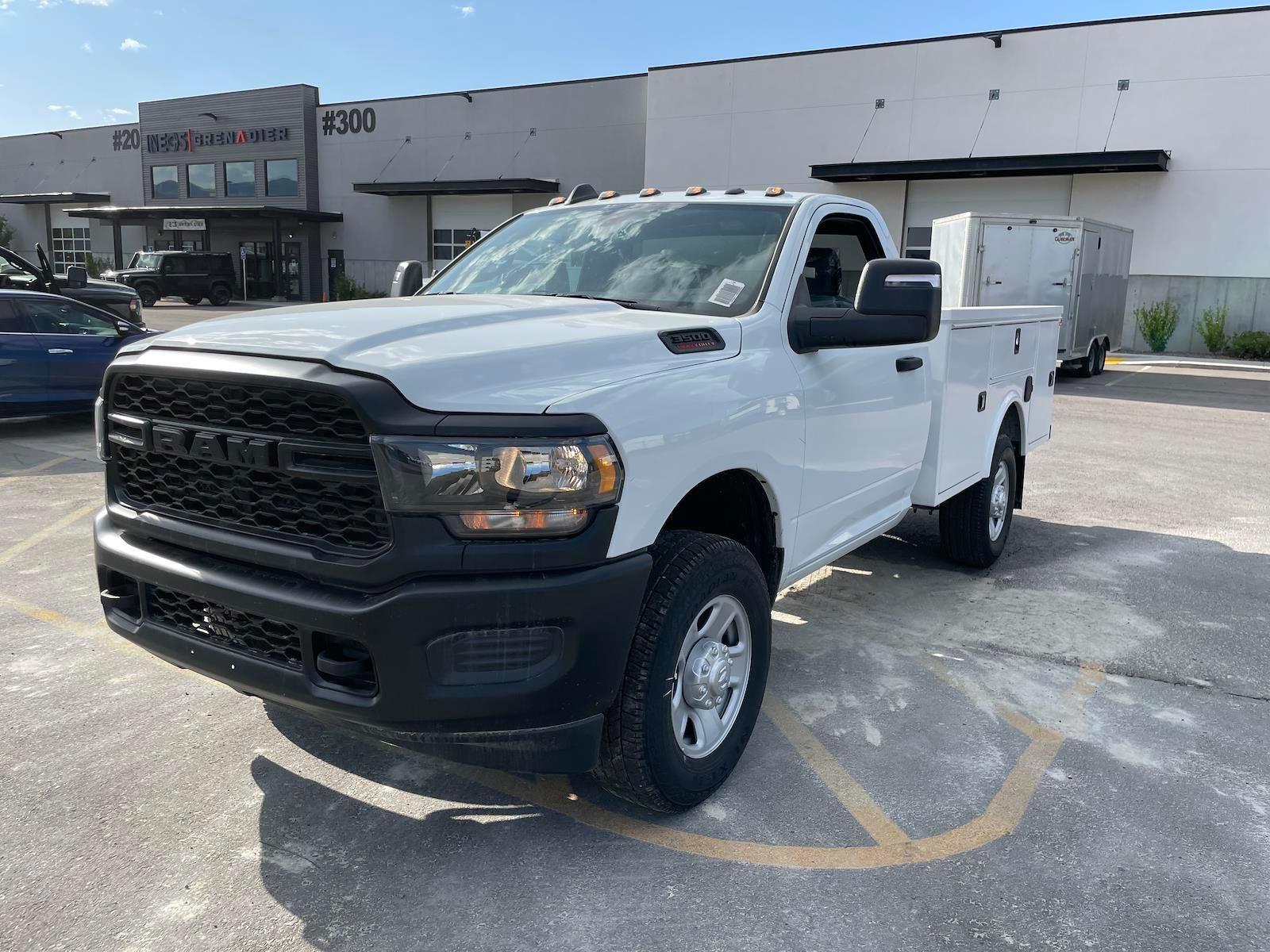 2024 Ram 3500 Regular Cab 4x4 Knapheide Service Truck - image 1