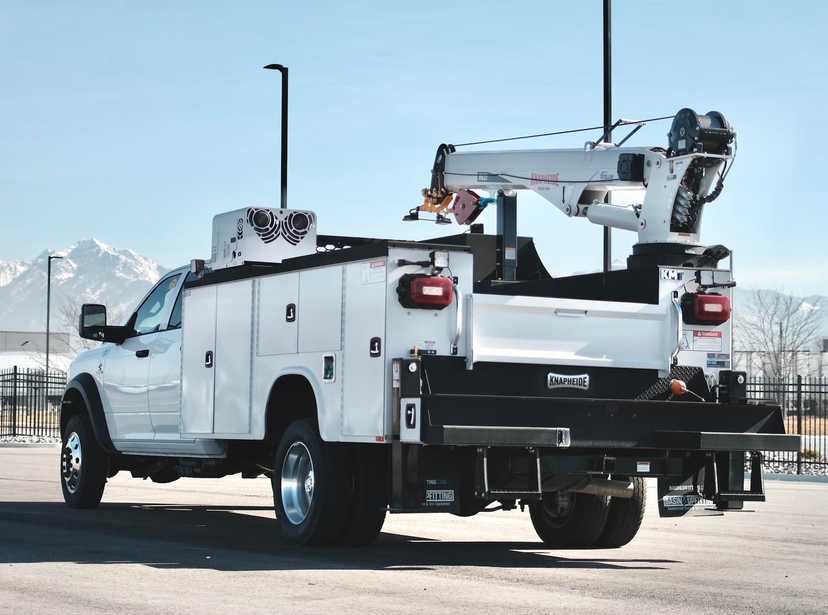 2024 Ram 5500 Crew Cab DRW 4x4 Knapheide Crane Body Stellar Crane — photo 3