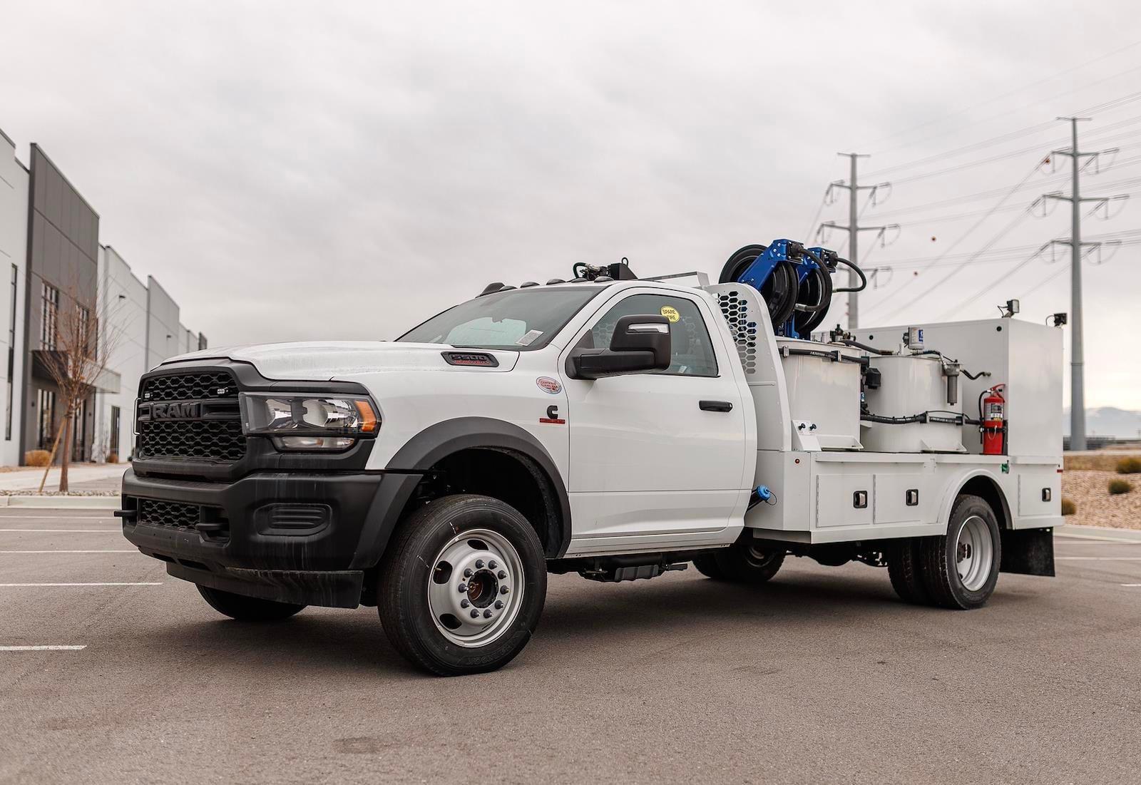 2024 Ram 5500 Regular Cab DRW 4x4 Knapheide Fuel Lube Truck - image 1