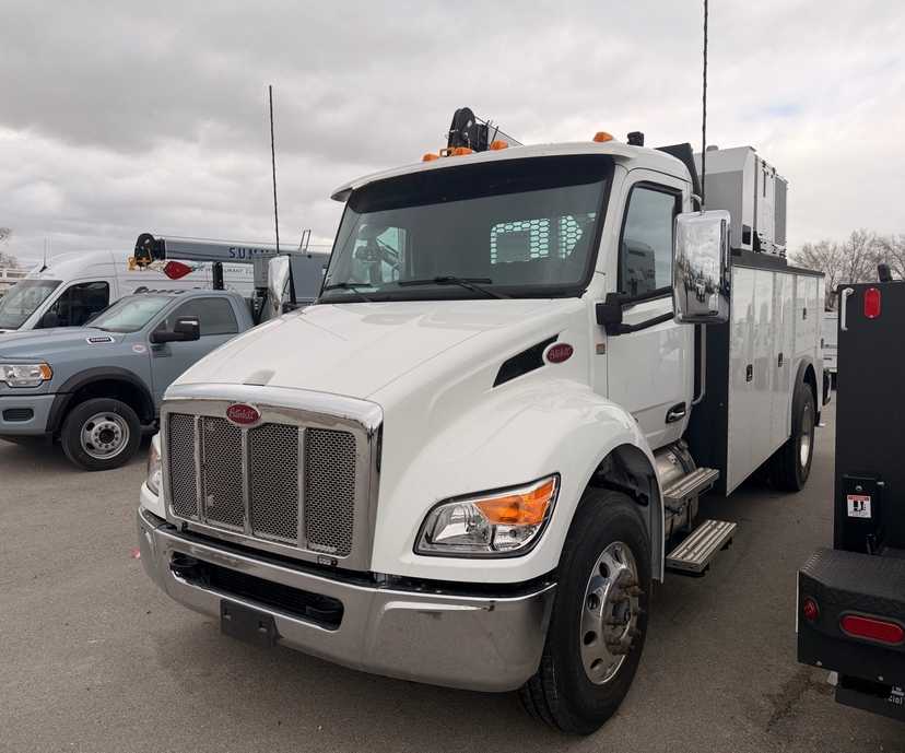 2024 Peterbilt 537 4x2 Knapheide Mechanics Body — photo 5