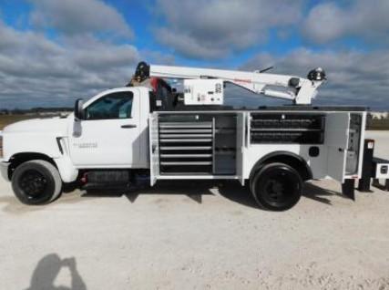 2024 Chevrolet Silverado 5500 4x2 Aluminum Knapheide Mechanics Body - image 6