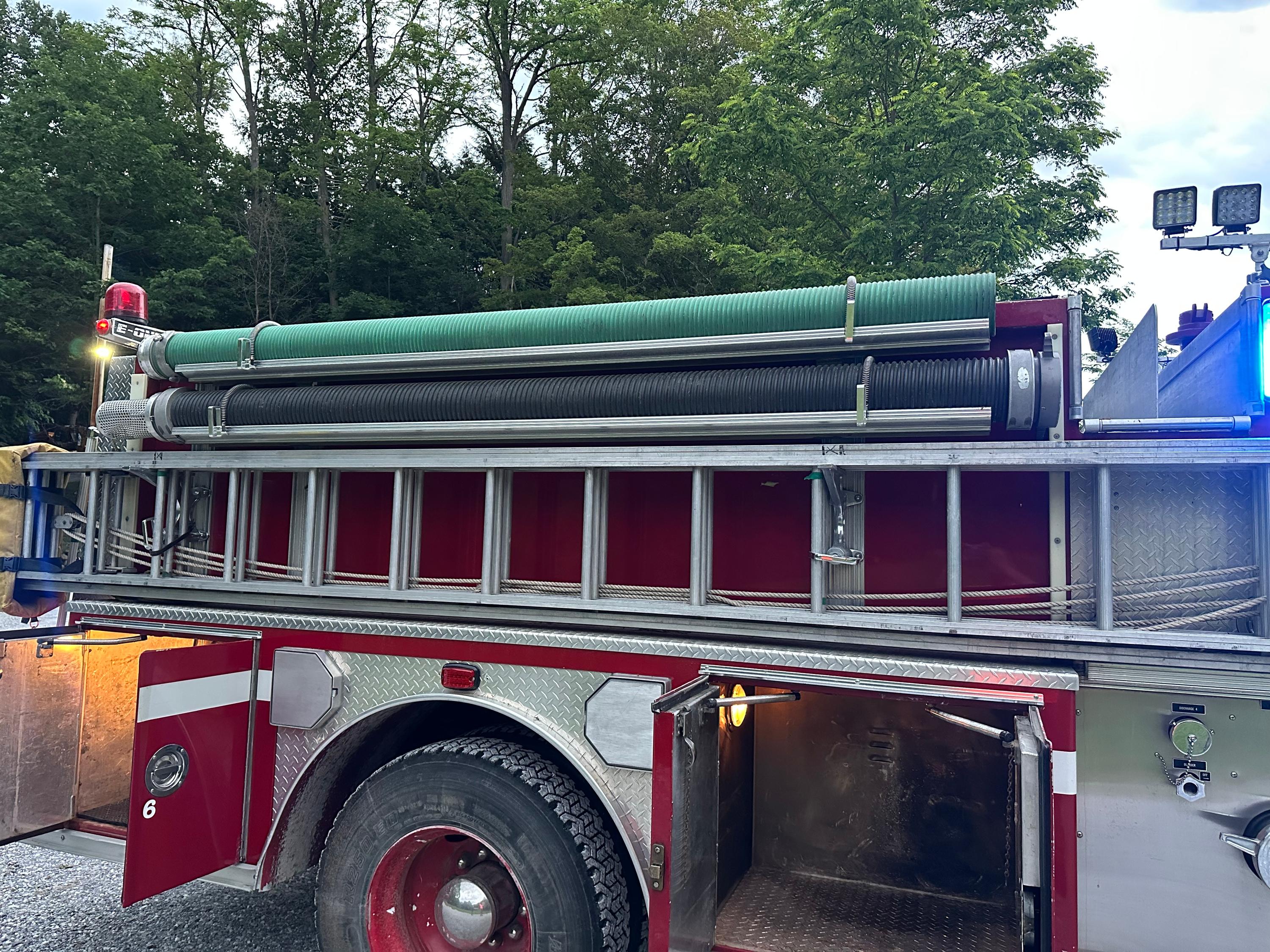 1992 E-One Typhoon Custom Pumper Tanker - image 15