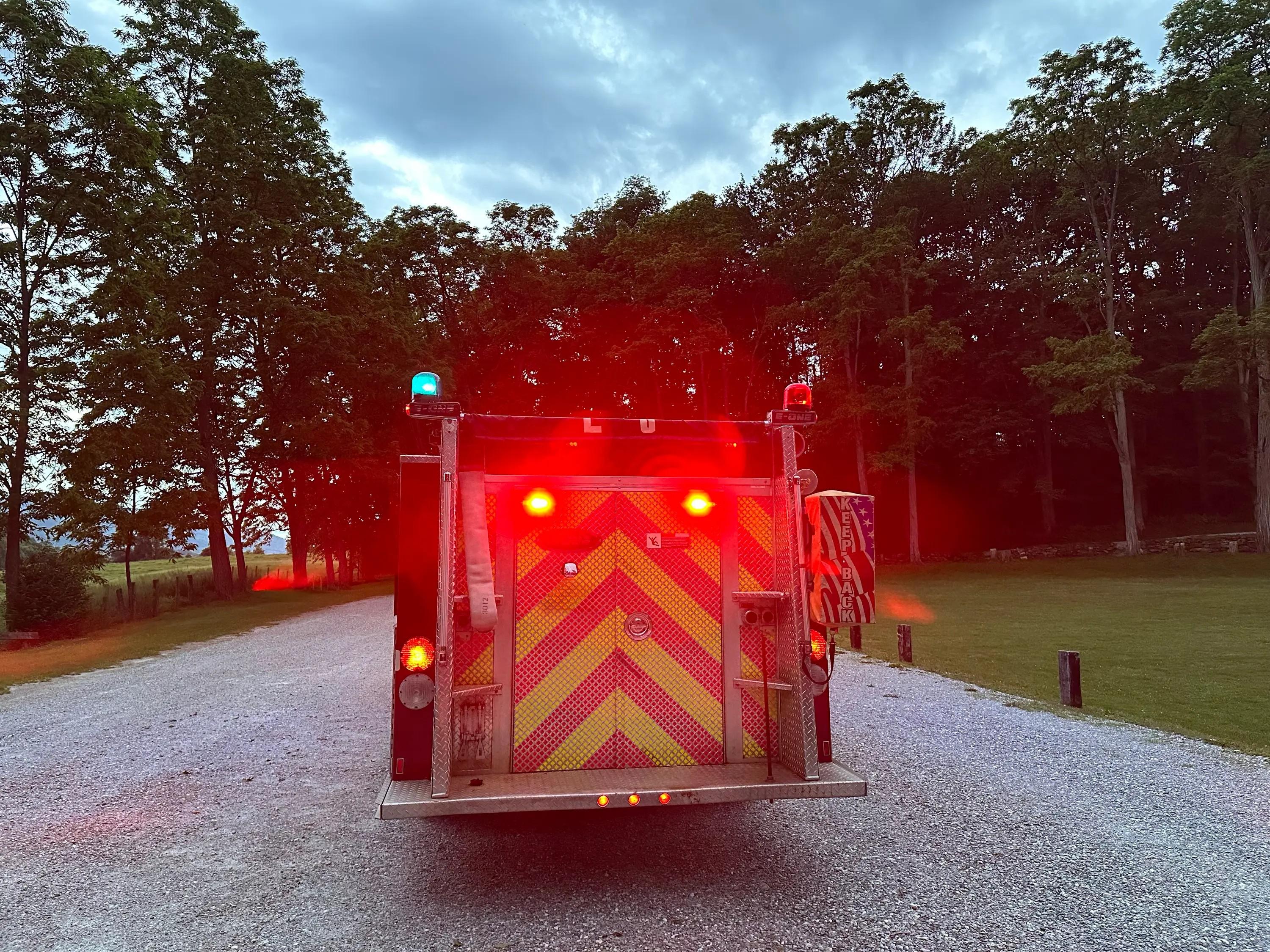 1992 E-One Typhoon Custom Pumper Tanker - image 41