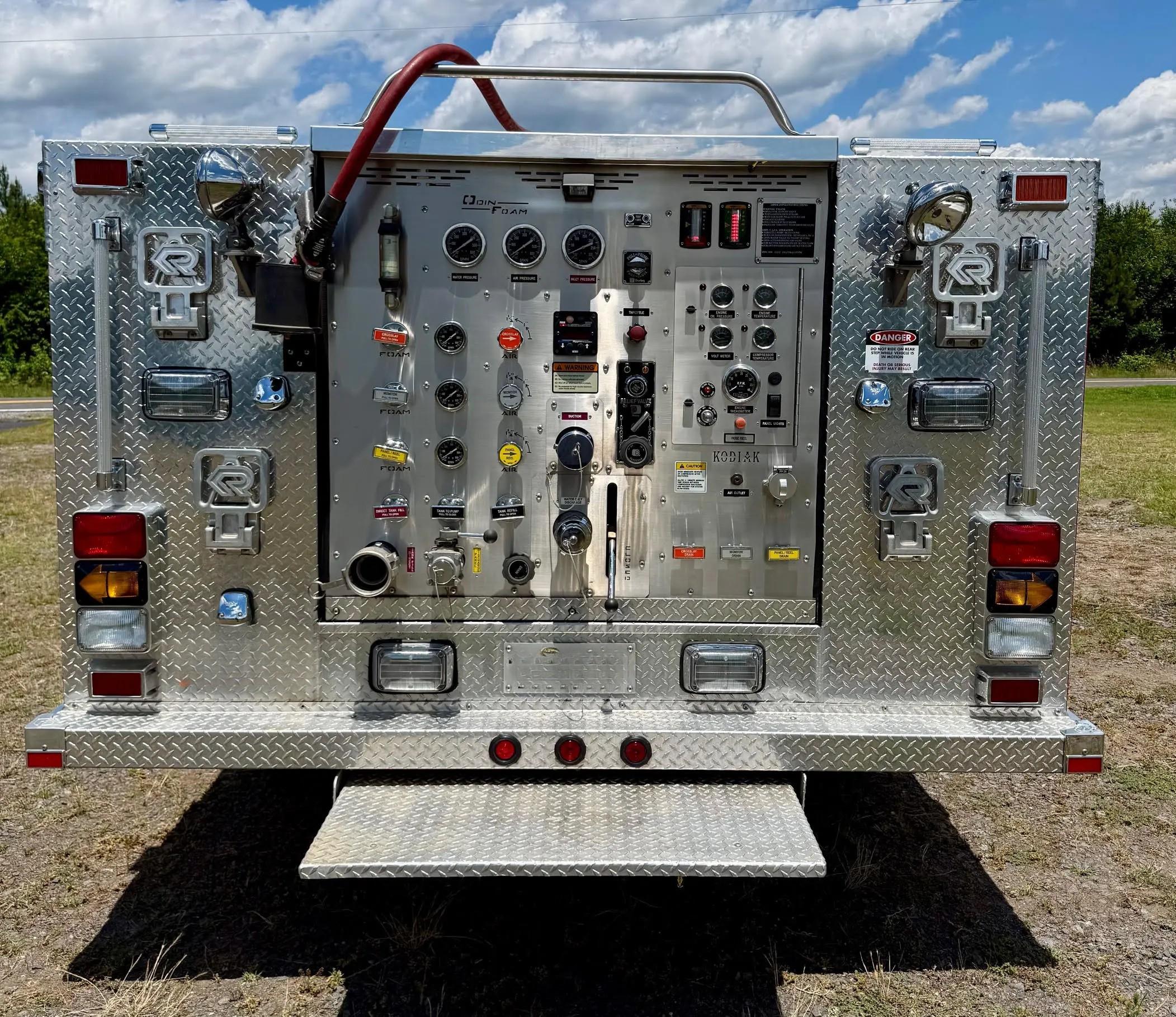 2007 Rosenbauer Ford 4x4 Mini Pumper - image 7
