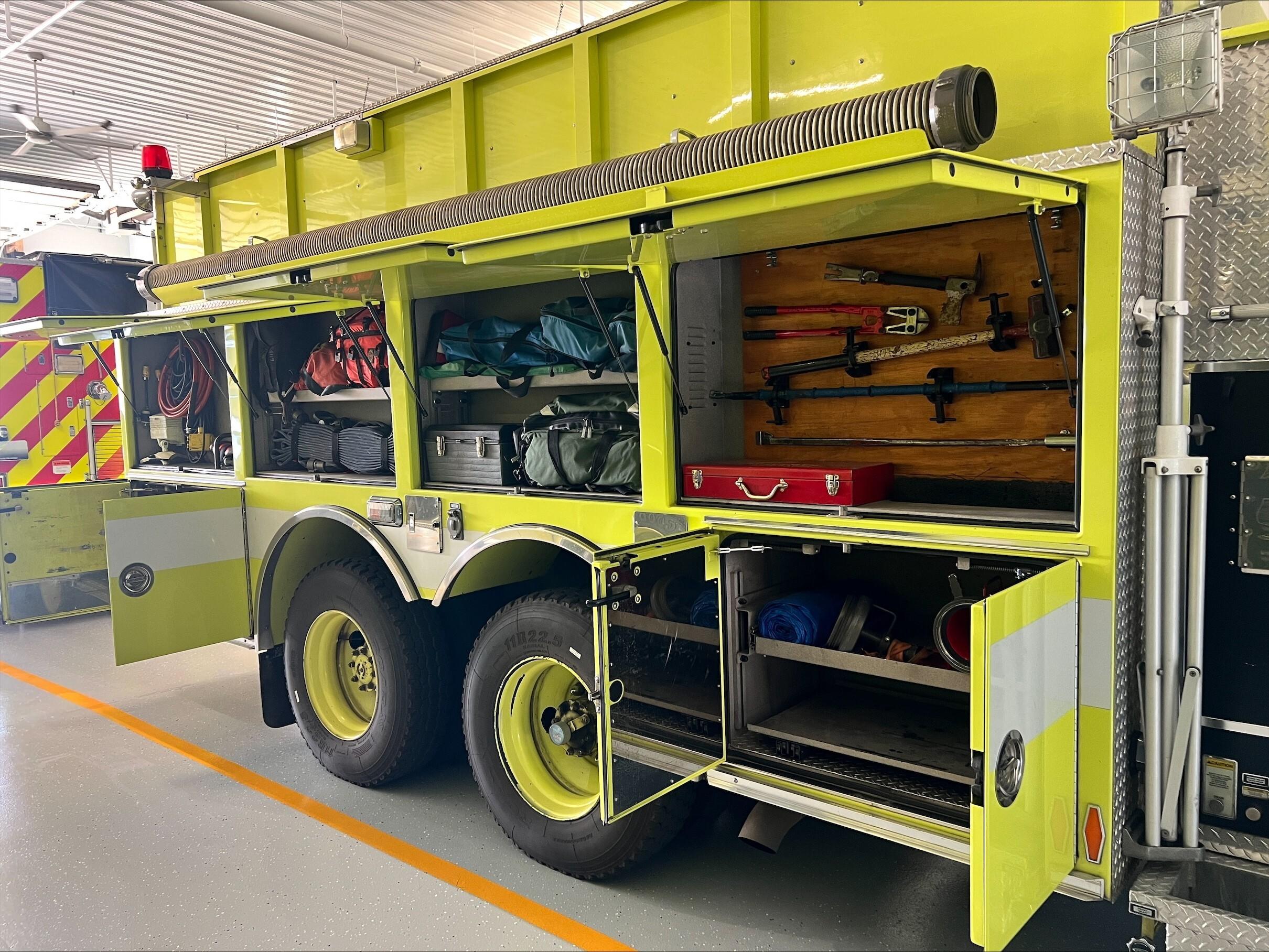 2000 Pierce Dash Pumper/Tanker (2000/1500) - image 36