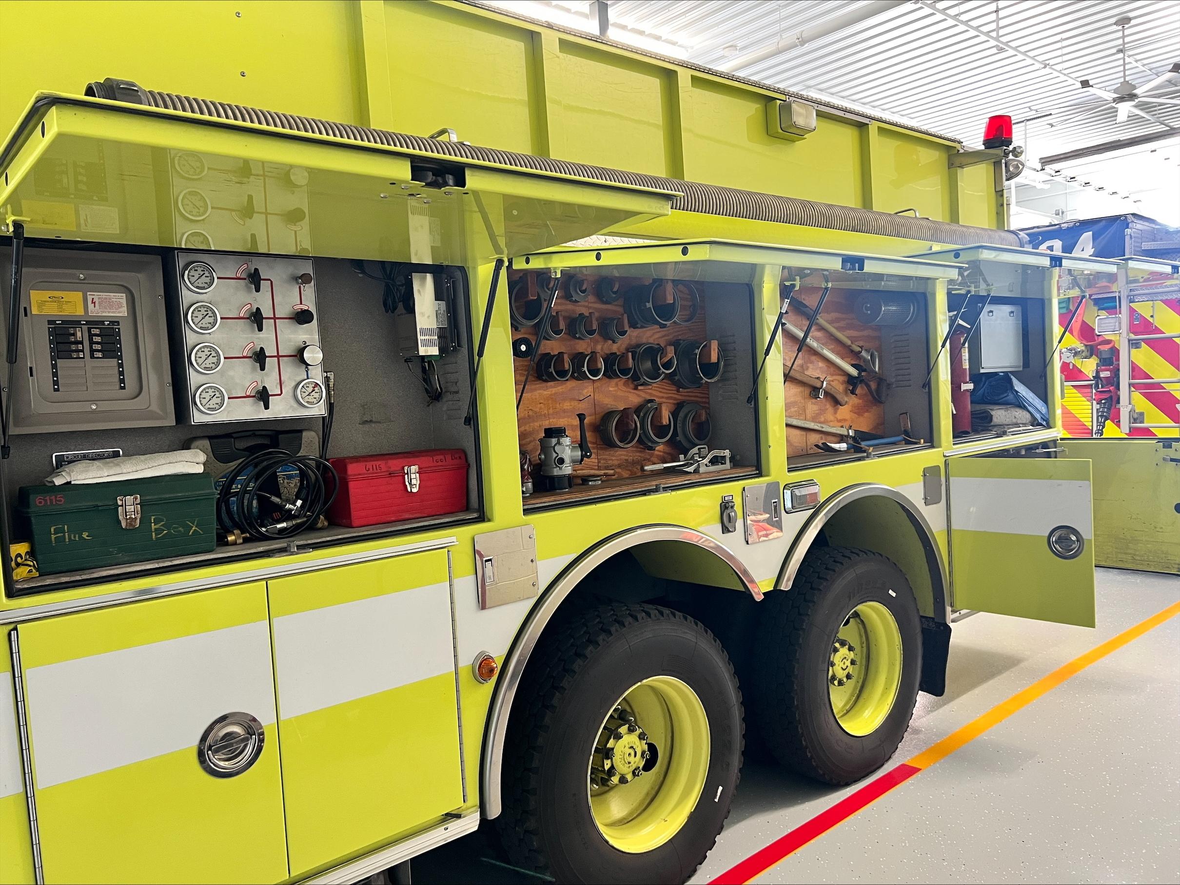 2000 Pierce Dash Pumper/Tanker (2000/1500) - image 33