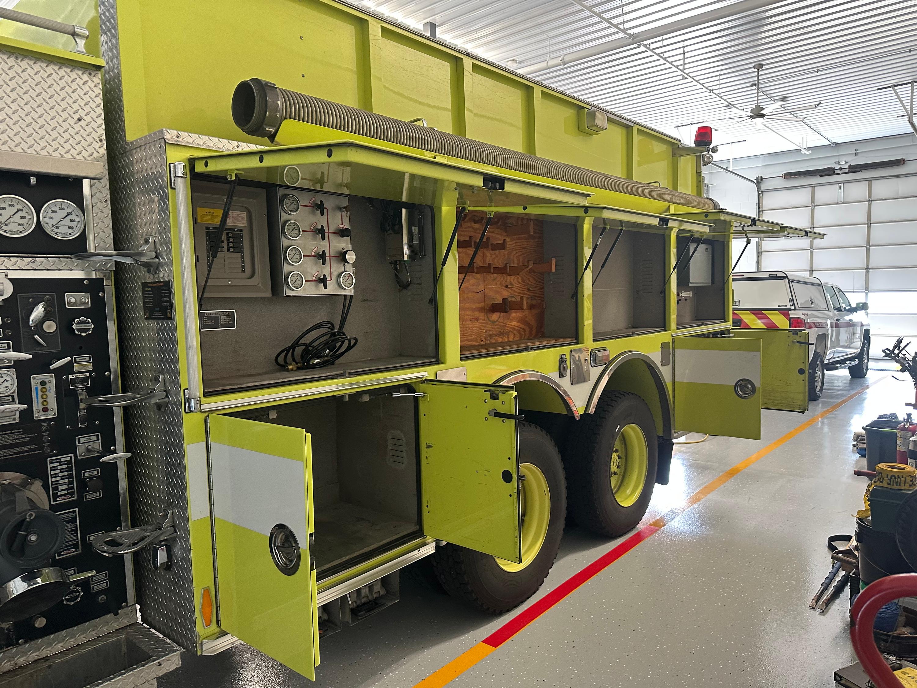 2000 Pierce Dash Pumper/Tanker (2000/1500) - image 31