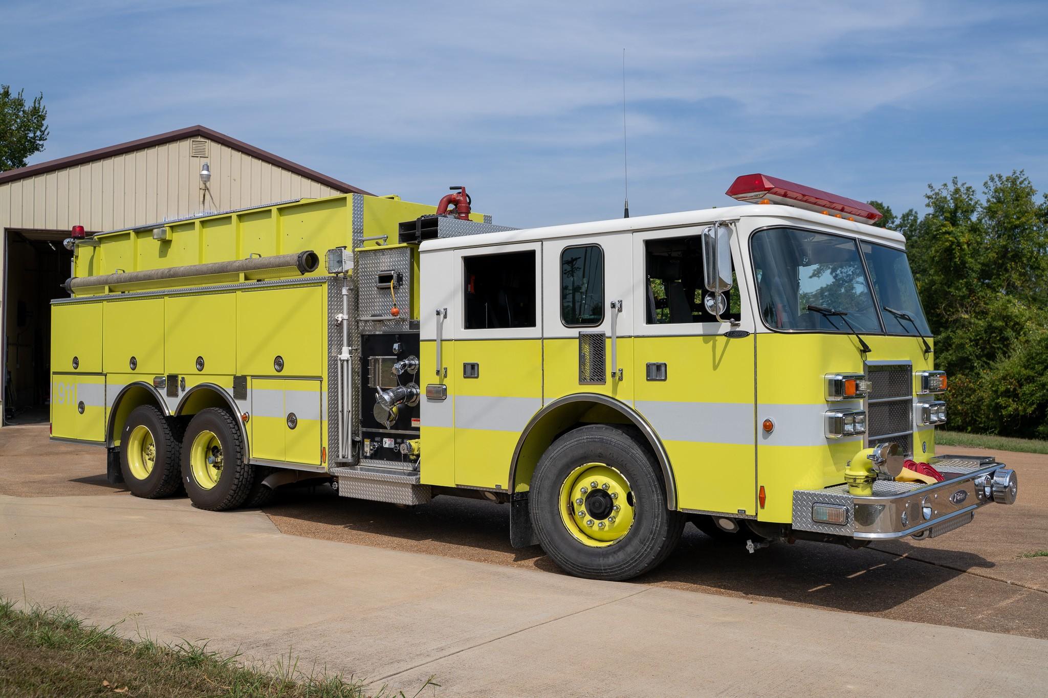 2000 Pierce Dash Pumper/Tanker (2000/1500) - image 4