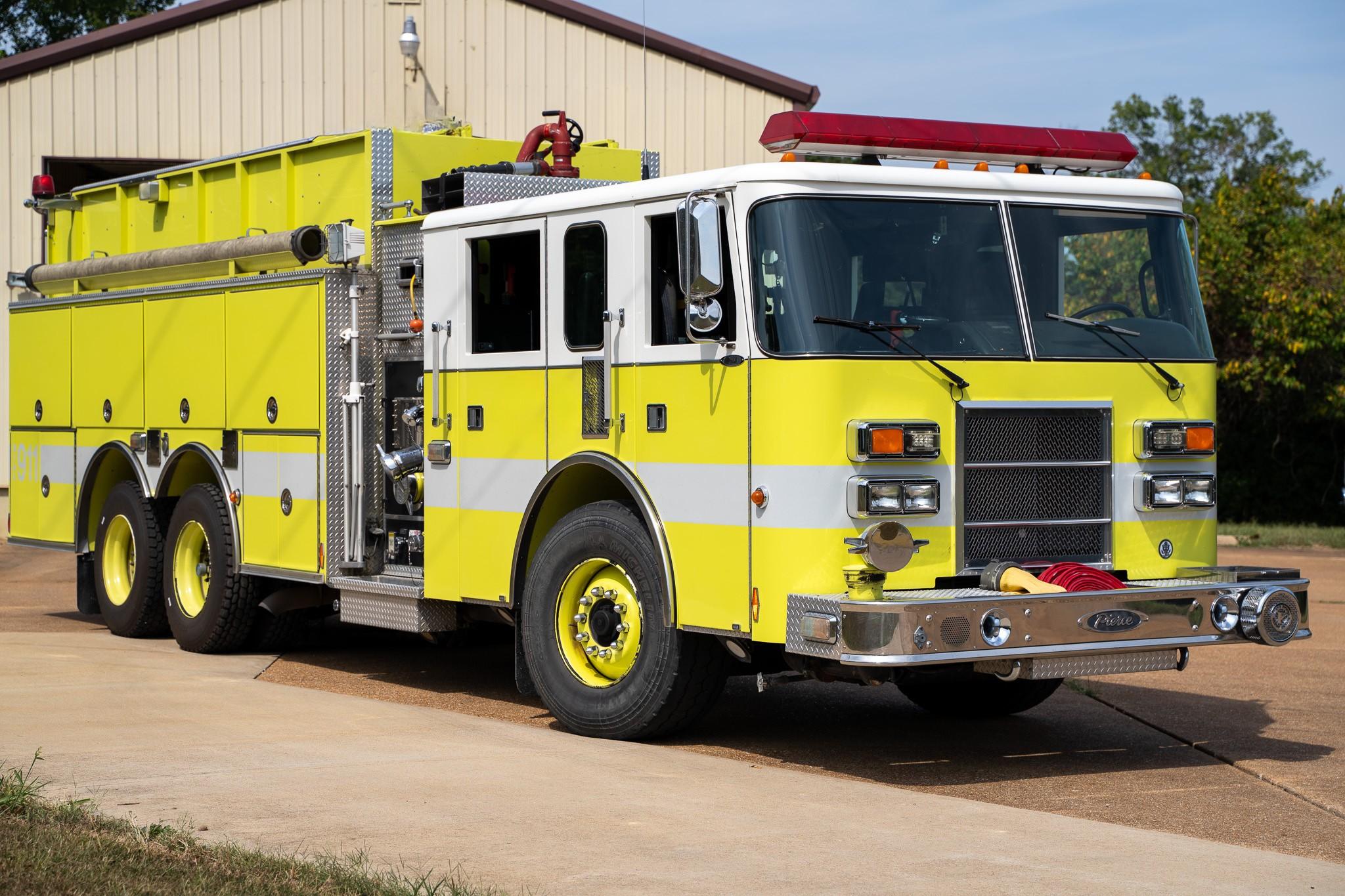2000 Pierce Dash Pumper/Tanker (2000/1500) - image 3