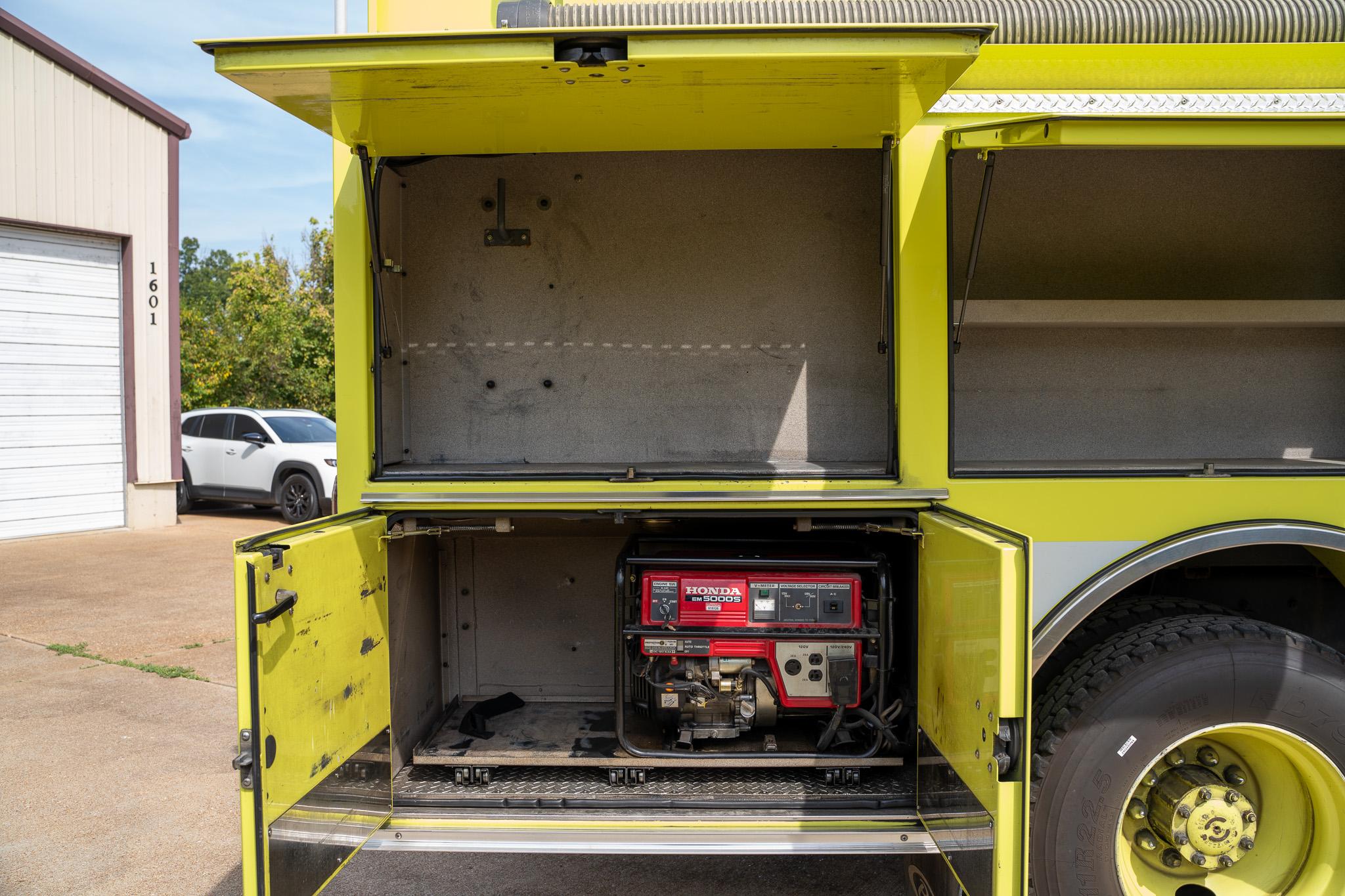 2000 Pierce Dash Pumper/Tanker (2000/1500) - image 24