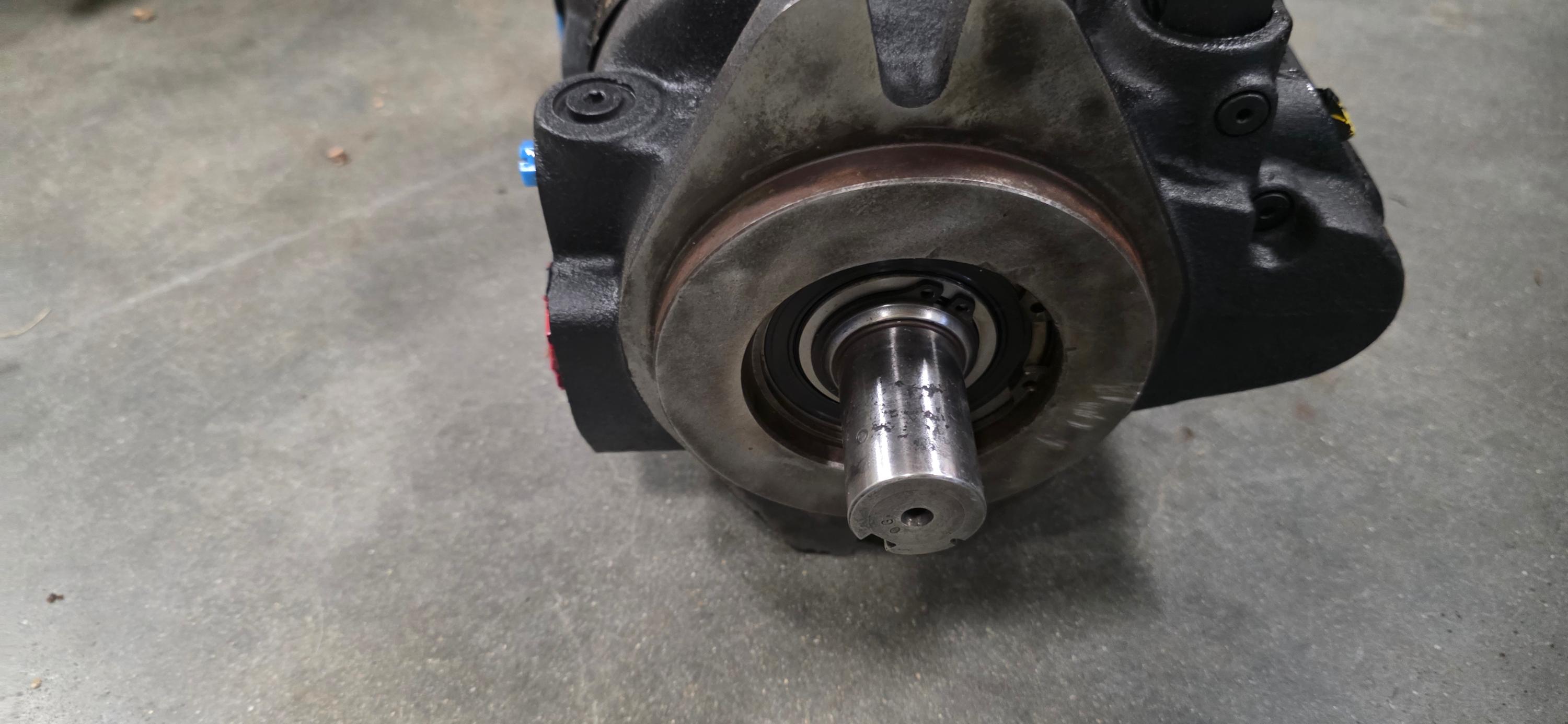 Hydraulic PTO Pump - image 1