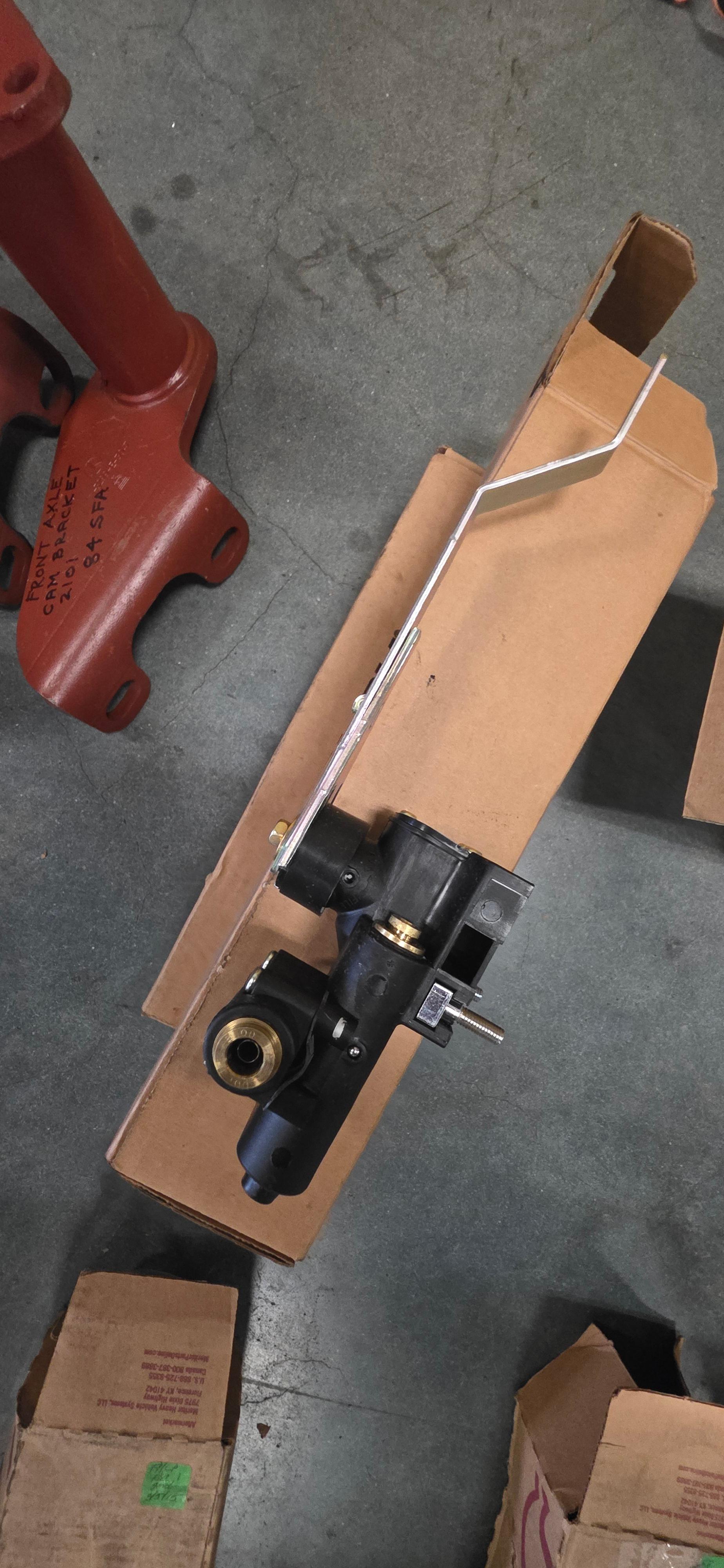 Hadley weight control valve - image 4