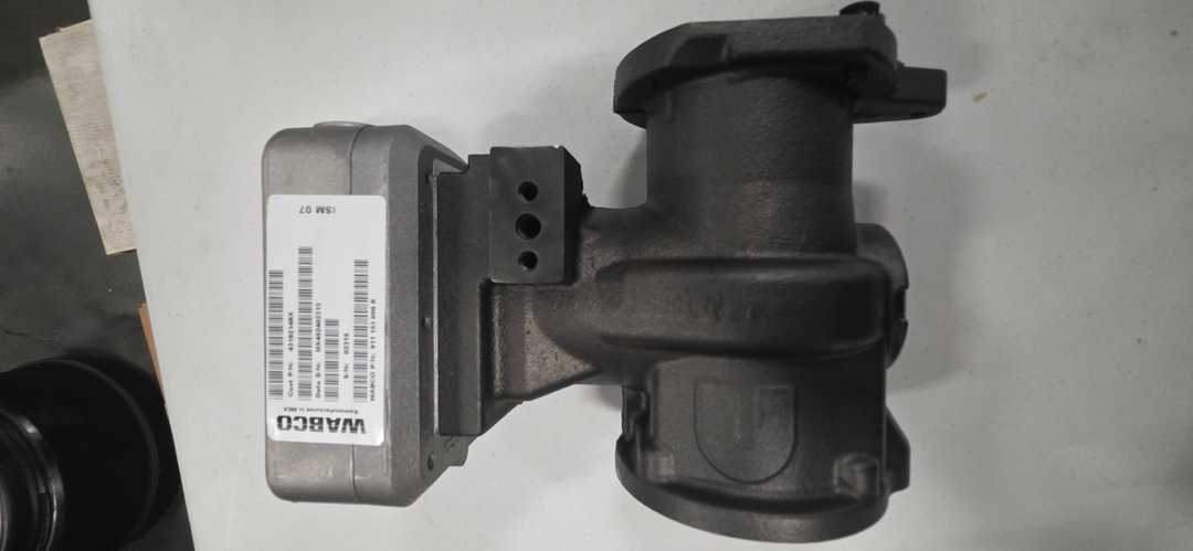 Cummins air compressor