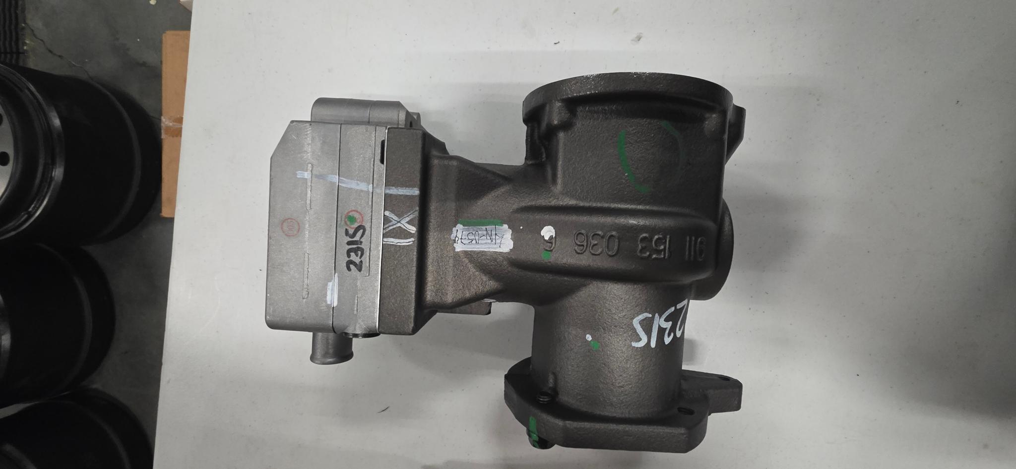 Cummins air compressor - image 3