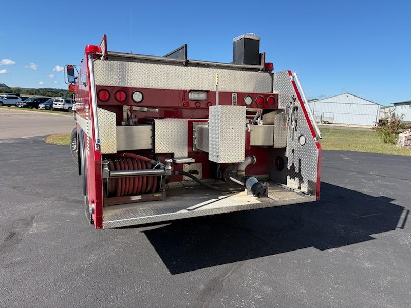 1994 Ford L8000 Tanker - image 4