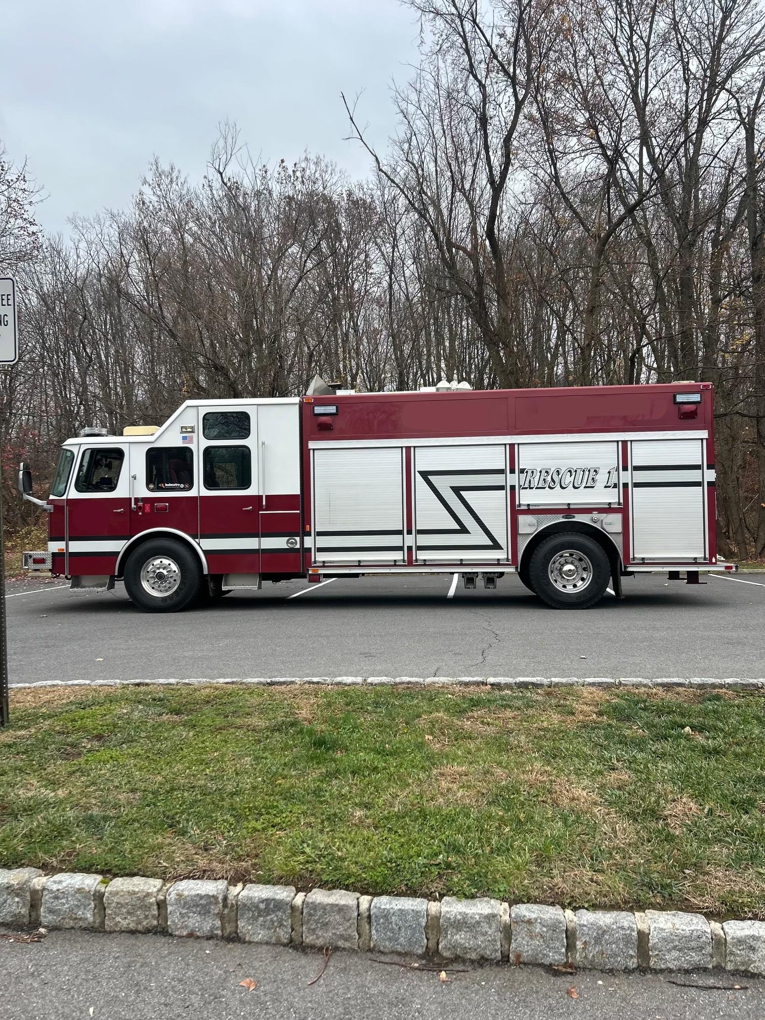 1997 E-One Walk Around Rescue Light Rescue - image 23
