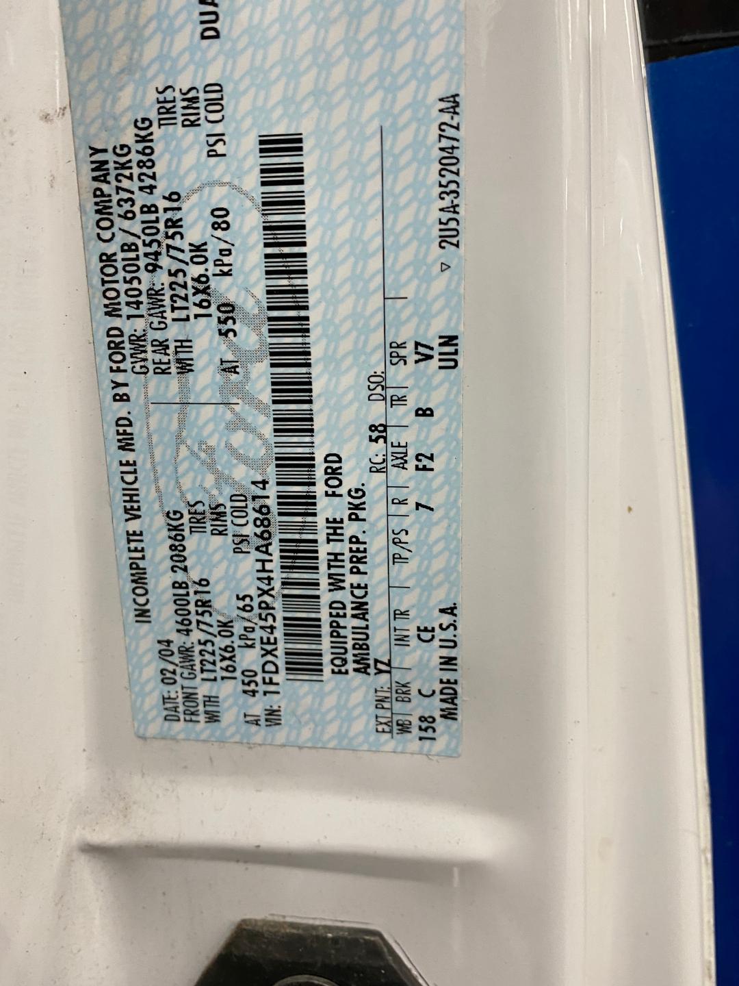 Mint condition 2004 ford Ambulance