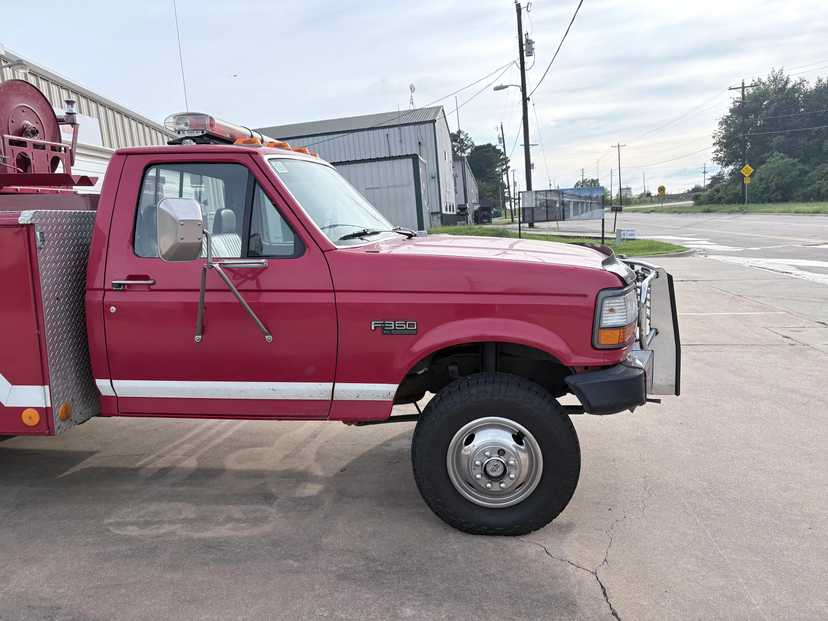1994 Ford F-350XL 4x4 Wildland Unit — photo 2