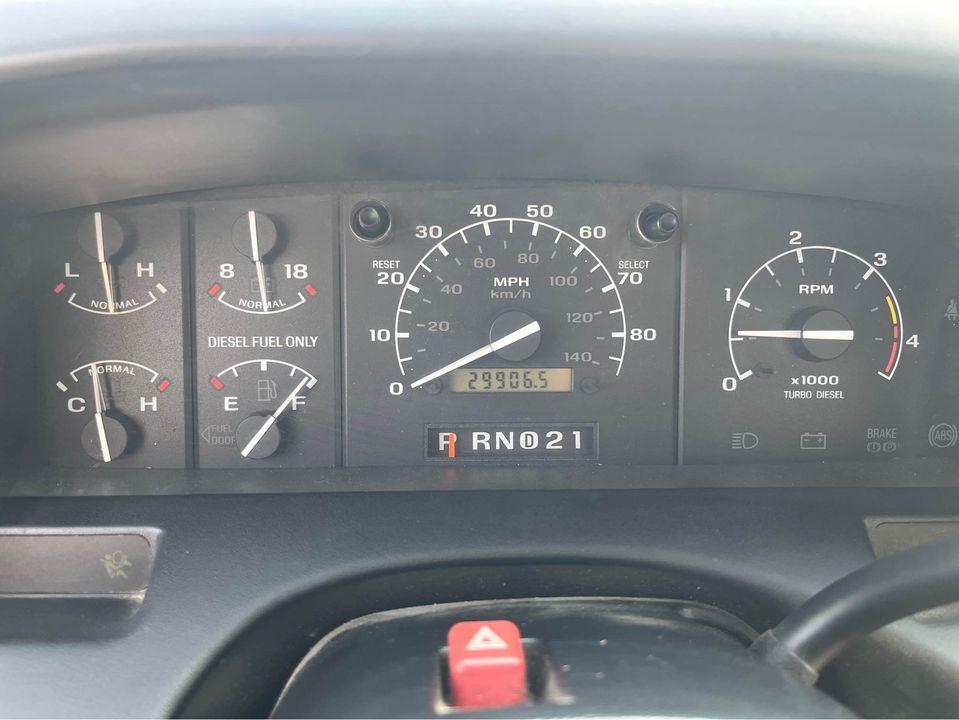 1996 Ford F350 Super Duty Regular Cab & Chassis  - image 6