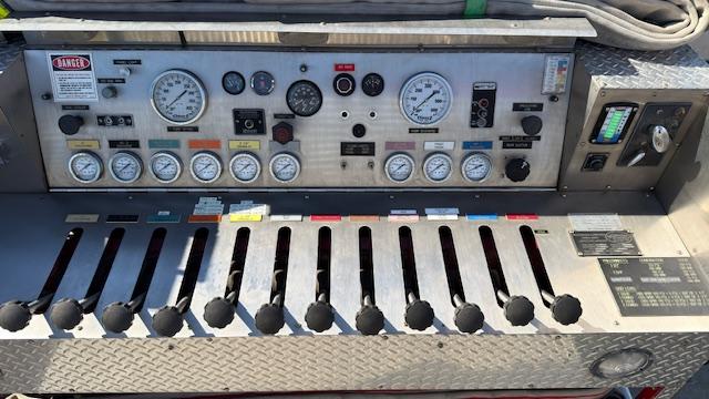 1997 Seagrave Maurauder Pumper - image 14