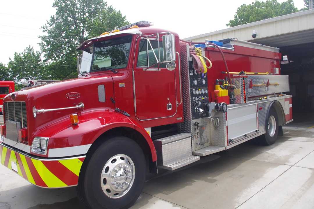 2003 Peterbilt Tanker