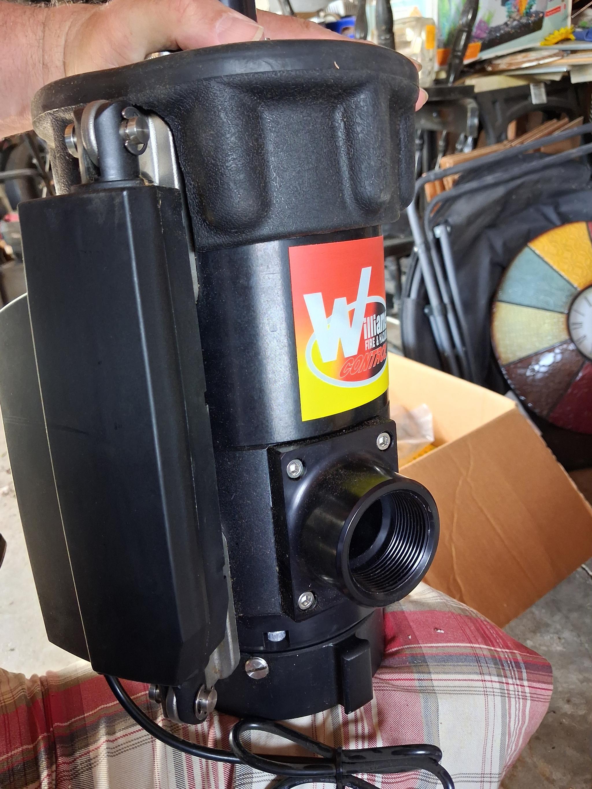 BRAND NEW Williams Fire Hydro-Chem Ranger 1.5 Automatic Monitor Nozzle - image 3