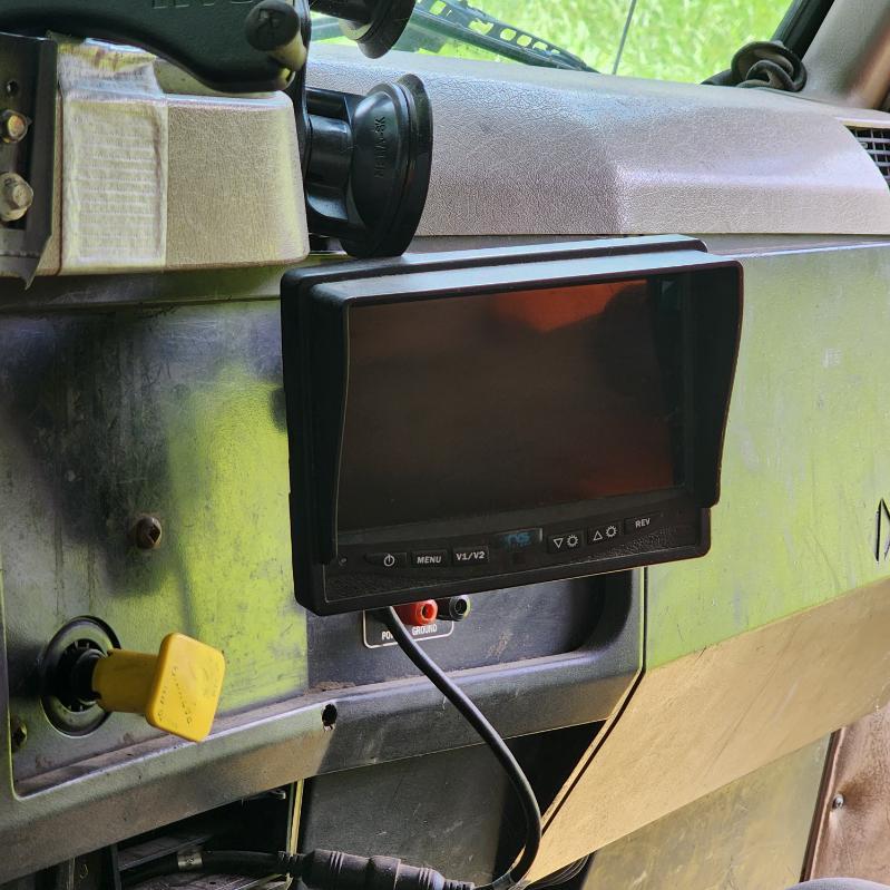 2002 International Heil Rear Loader - image 4