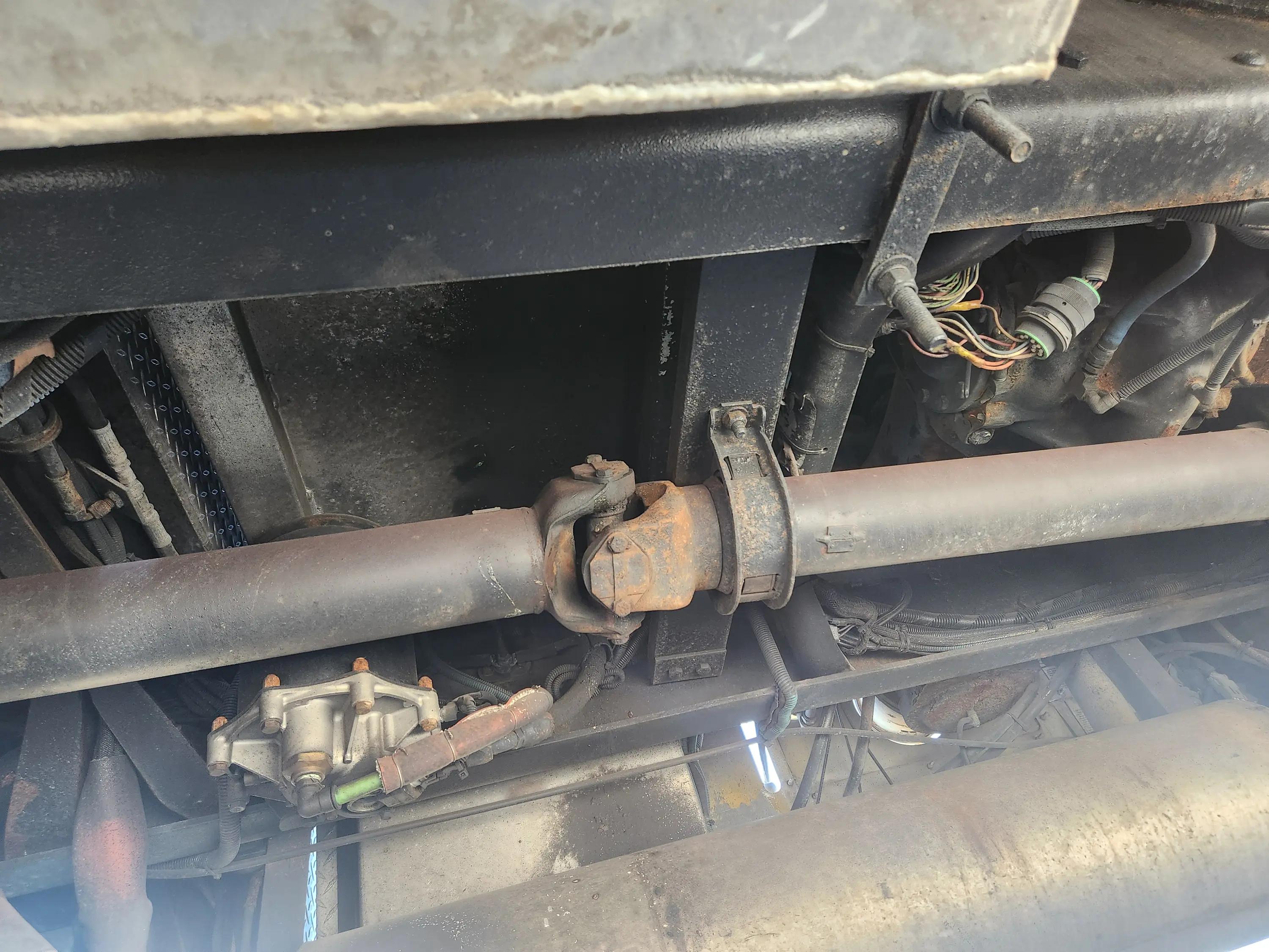 1999 E-One Cyclone Engine - image 13