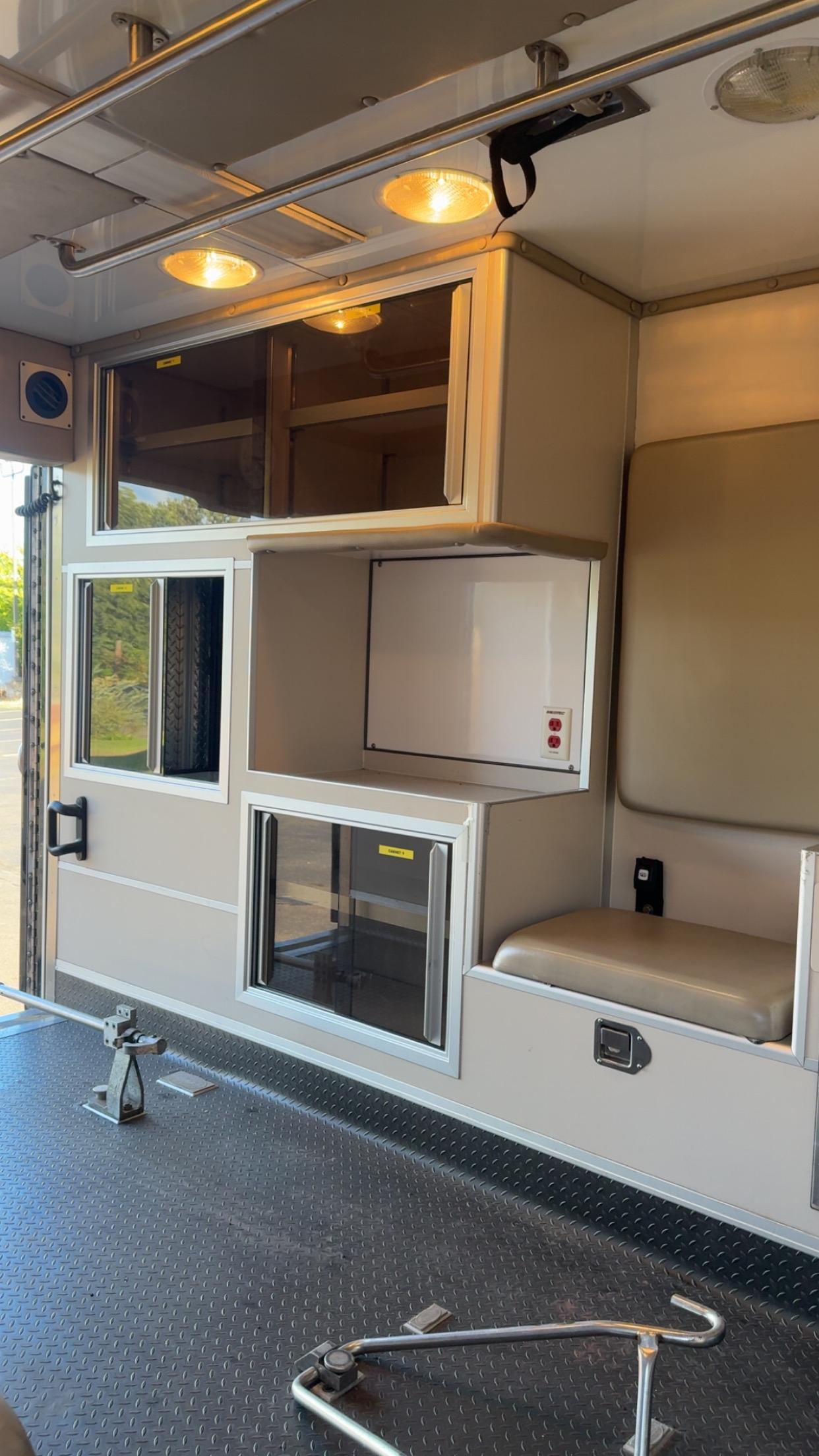 2010 MedTec Chevrolet Type III Ambulance - image 16