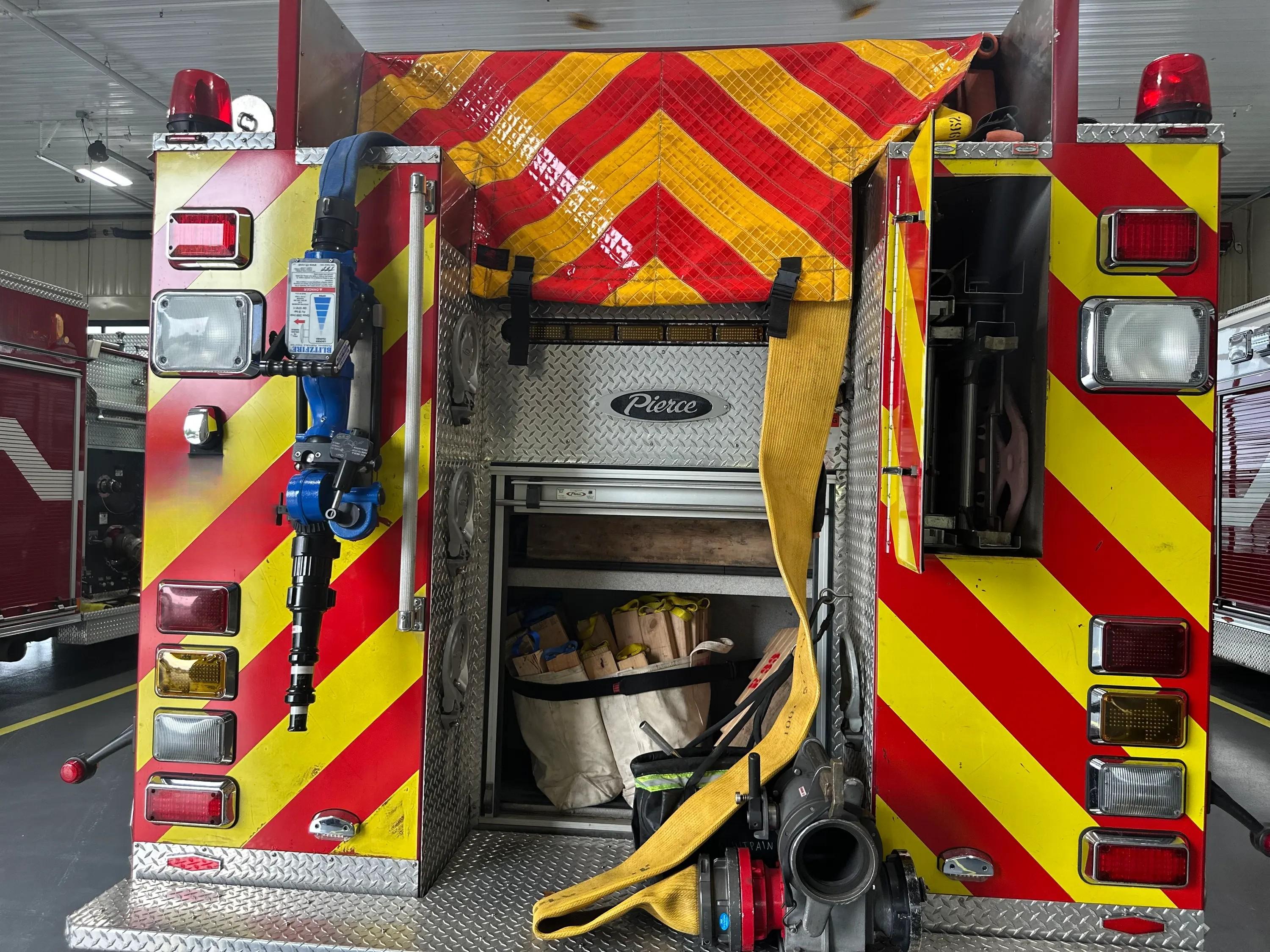 2008 Pierce 4x4 Pumper - image 29