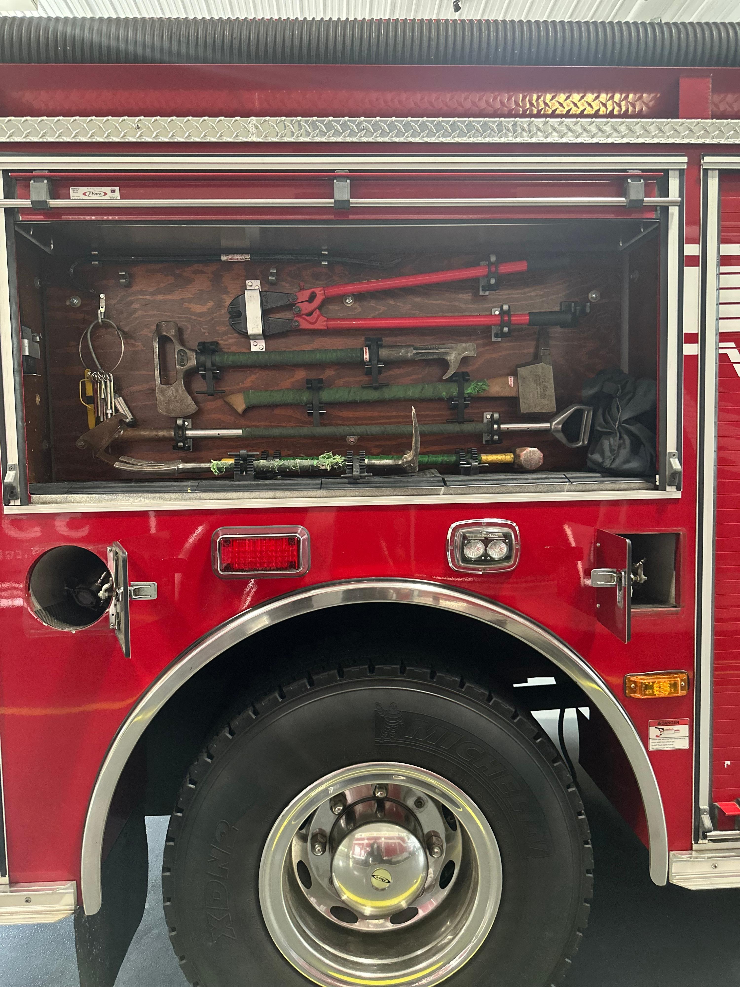 2008 Pierce 4x4 Pumper - image 21